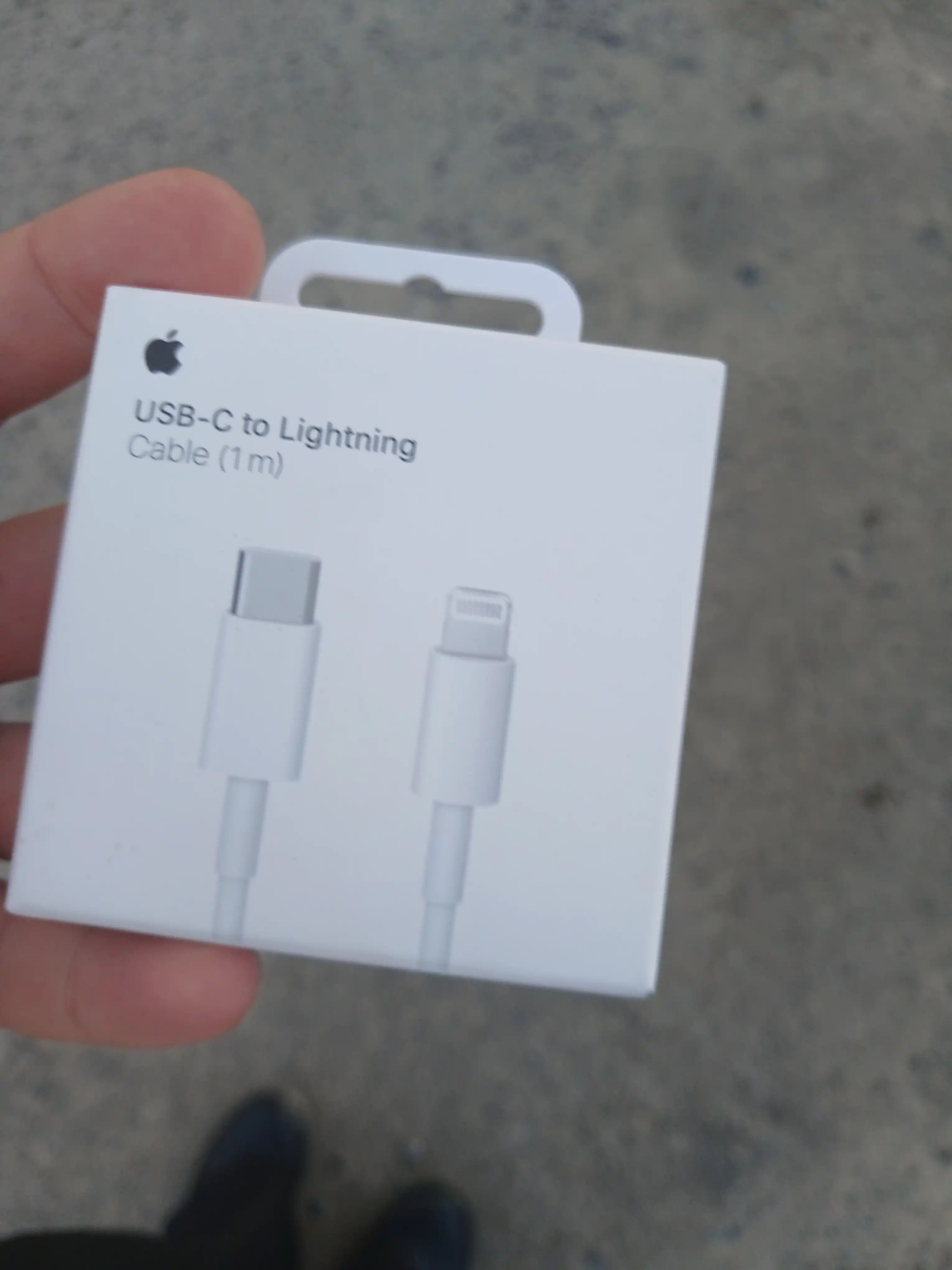 Zaryadnoe qurilma iPhone uchun, zaryadka 20 Vt, s kabelem Type-C — Lightning