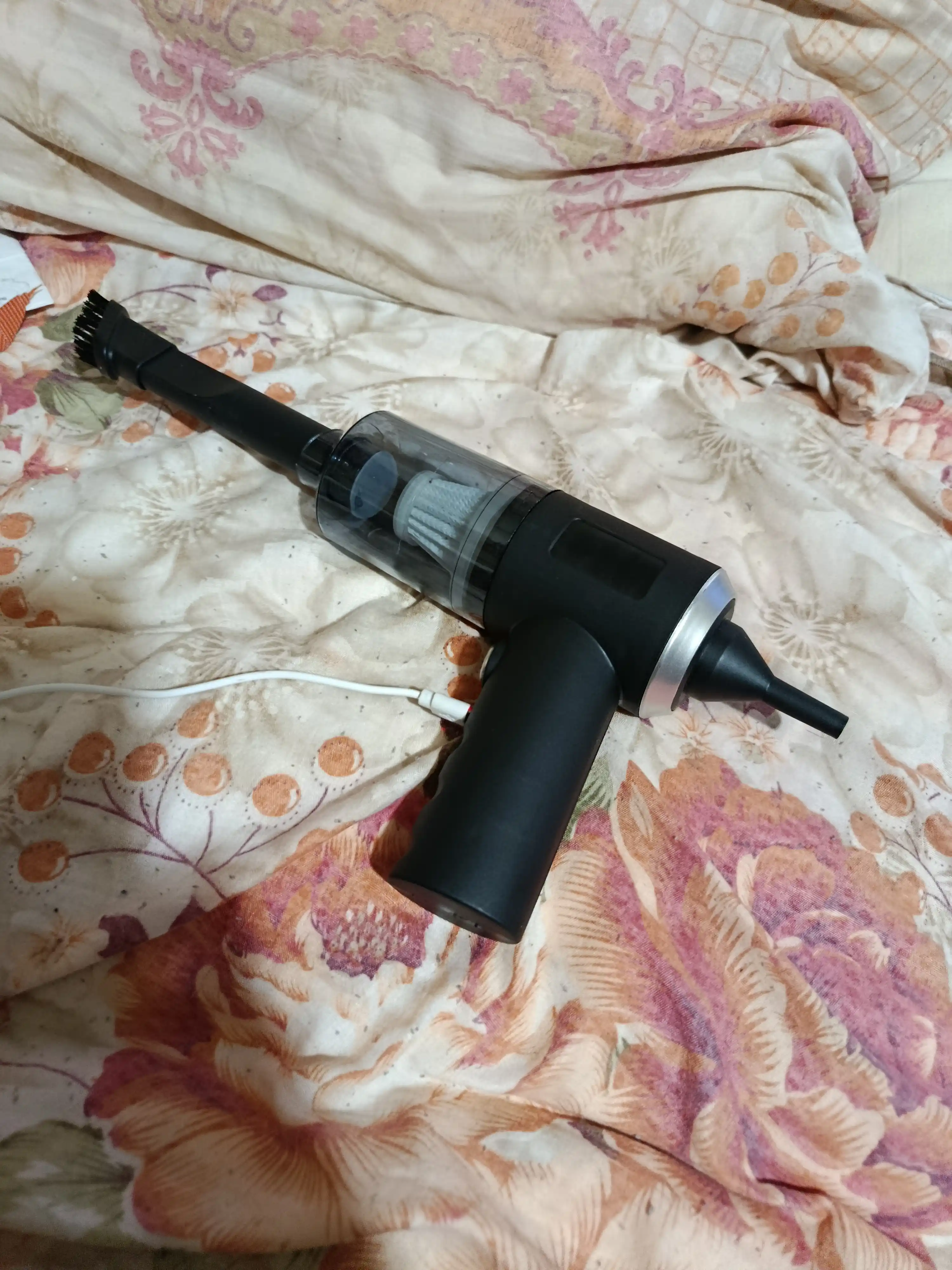 Avtomobil va uy uchun 3 in 1 qo‘lda ishlatiladigan simsiz mini changyutgich