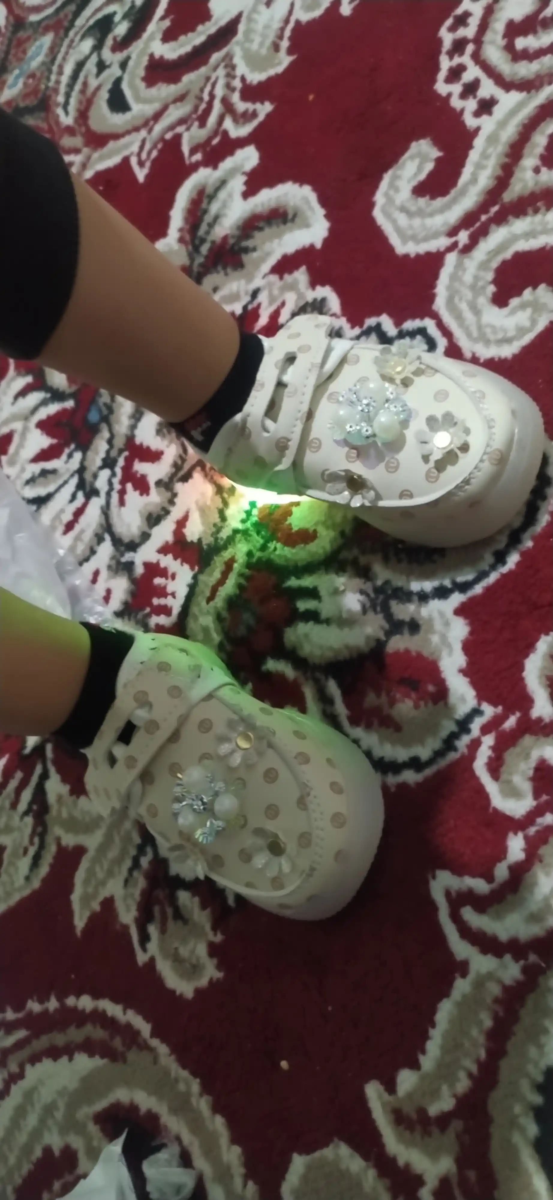 Детские кроссовки с LED подсветкой, нарядные, удобные и стильные для девочек
