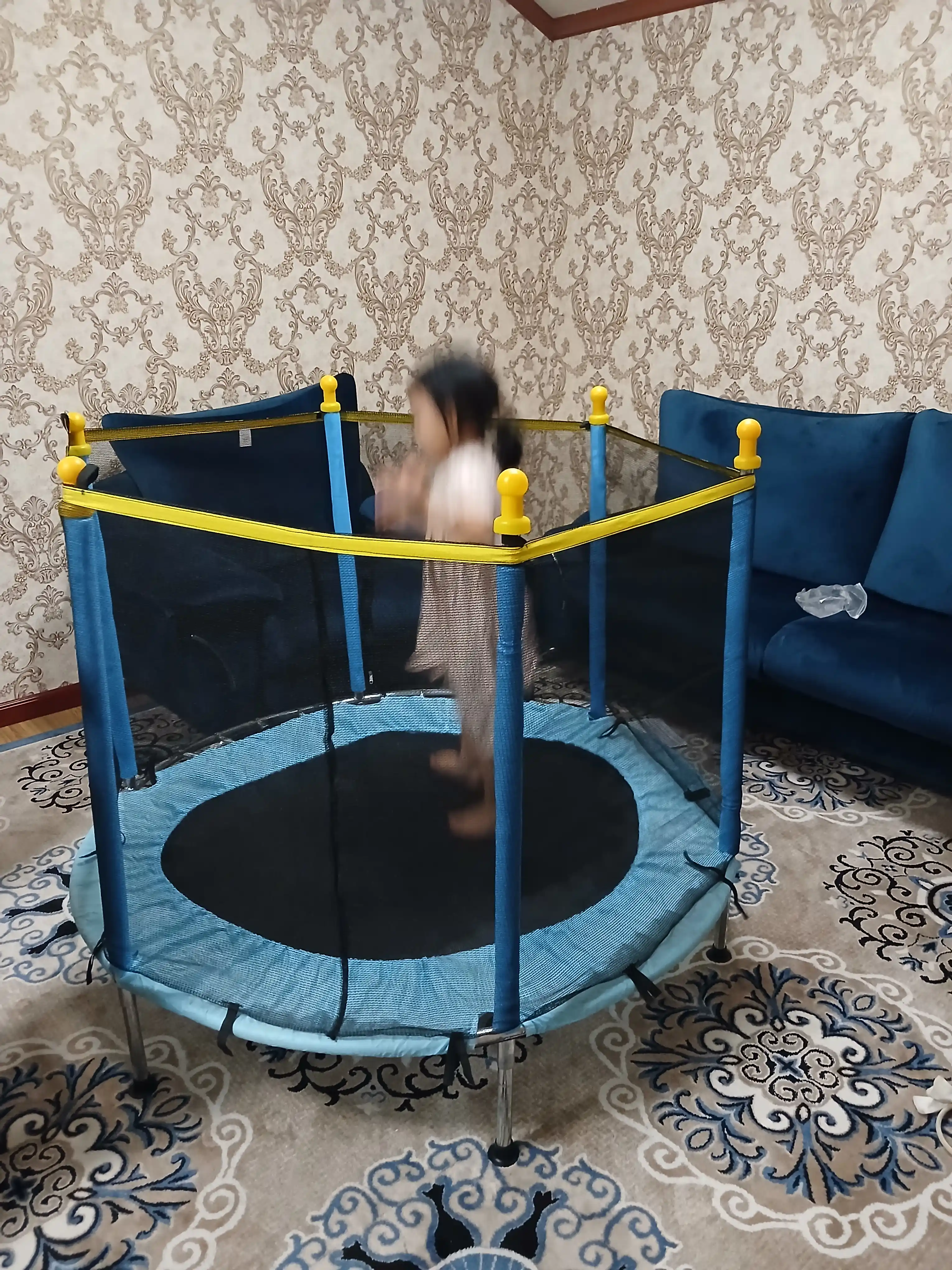 Батут ZERAD с защитной сеткой 140 см, нагрузку до 150 кг, подходит для детей и взрослых