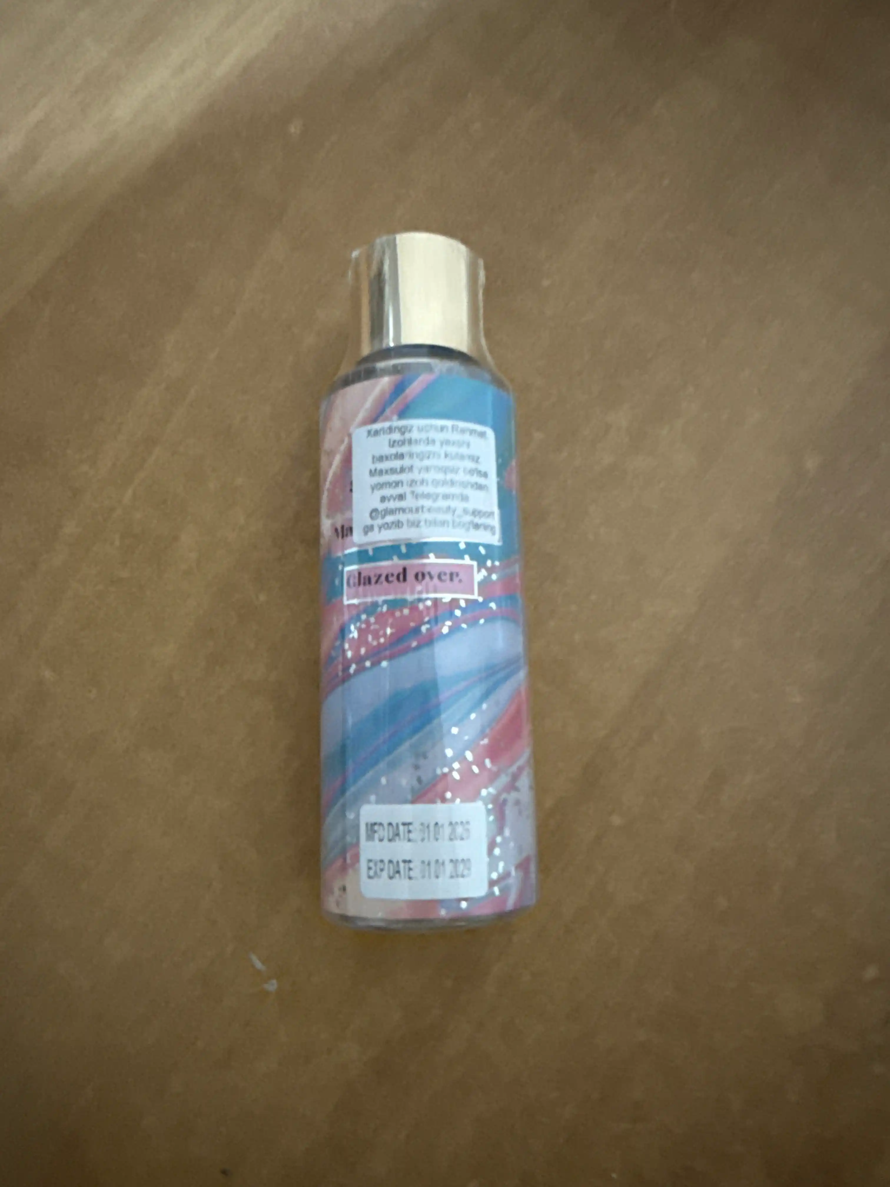 Parfyumlangan tana spreyi suvi Victoria's Secret Spreyi Aqua Kiss Rush, Shimmer, 250 ml
