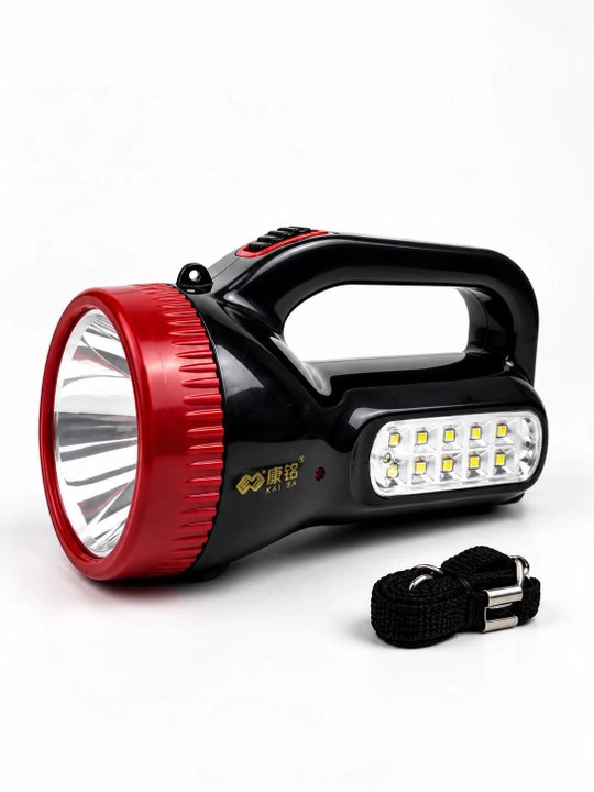LED фонарь с мощным освещением и боковой LED-панелью