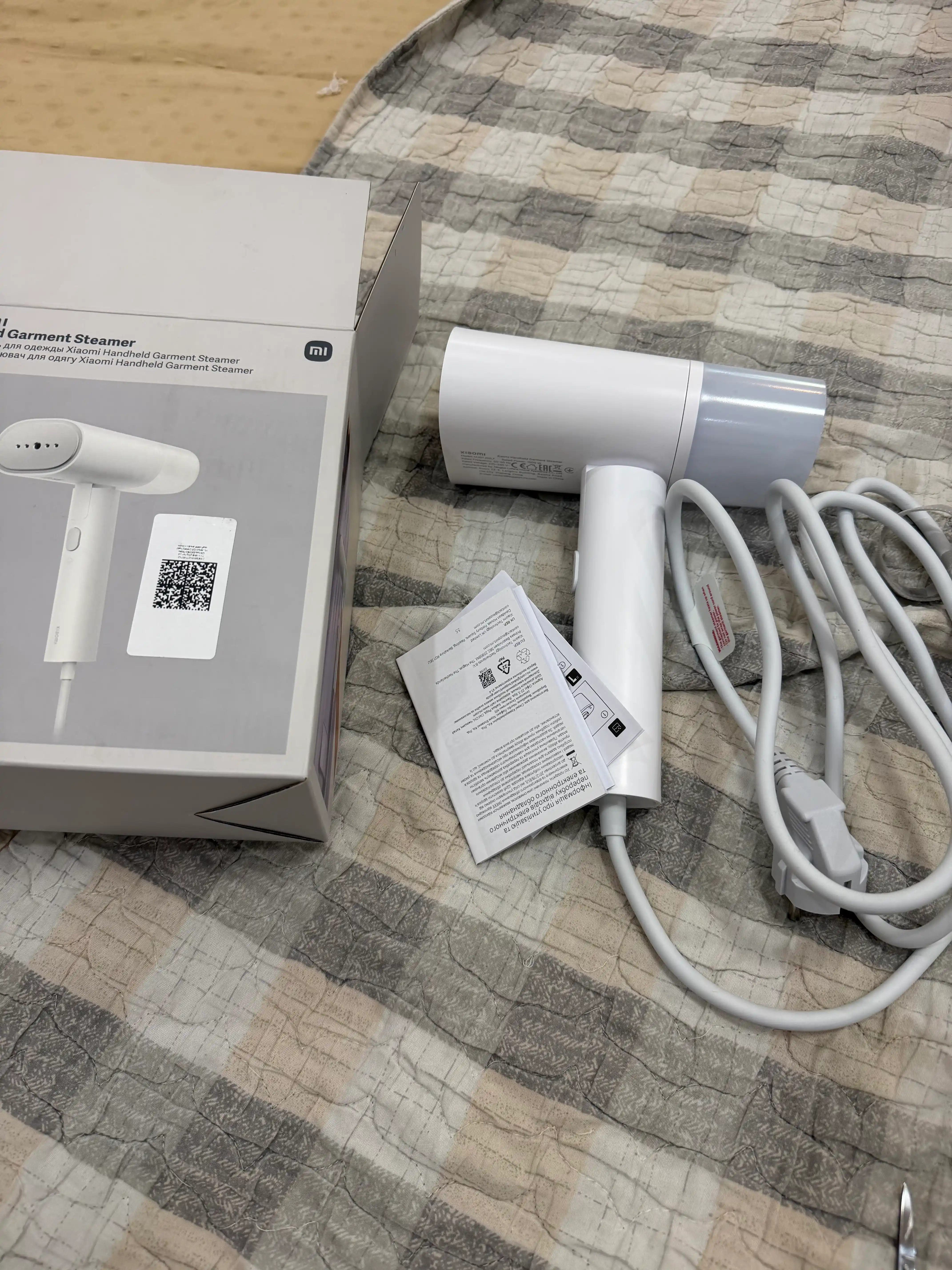Bug‘li kiyim dazmoli Xiaomi Handheld Garment Steamer kiyimlar uchun portativ Global