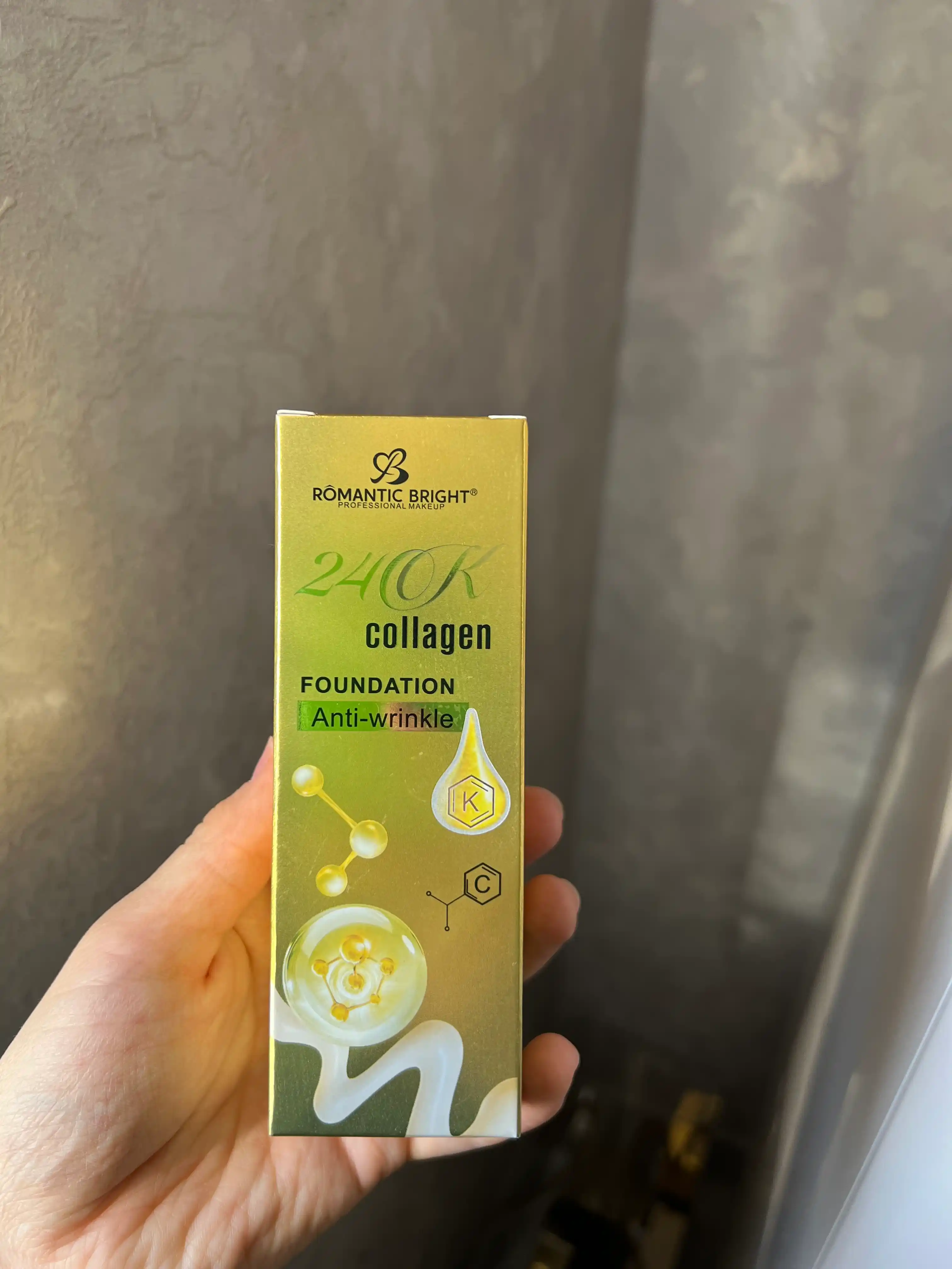 Romantic Bright 24K Collagen yuz uchun kollagenli ajinlarga qarshi tonal krem, 50 ml