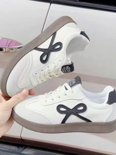 Qora