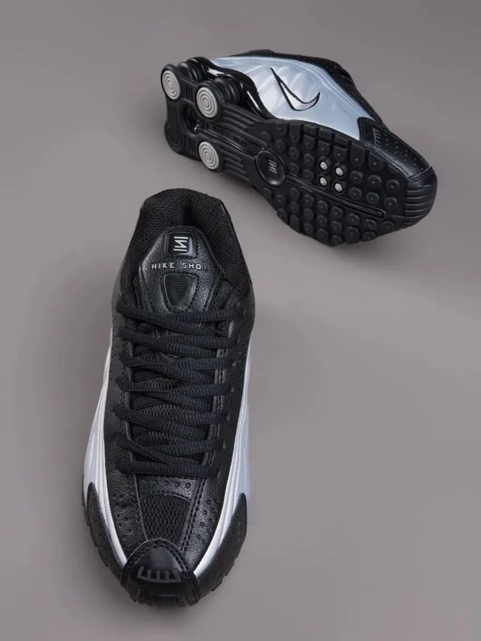 Erkaklar uchun Nike SHOX R4 OG krossovkalari