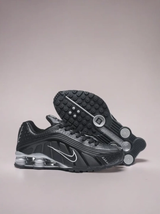 Erkaklar uchun Nike SHOX R4 OG krossovkalari