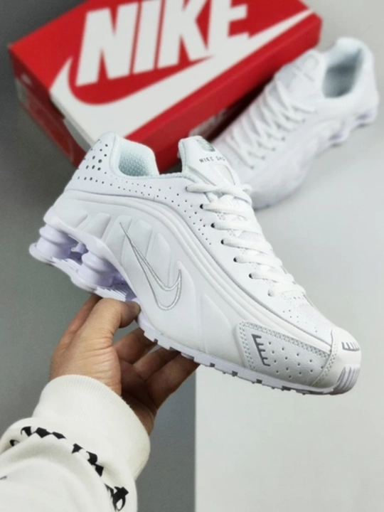 Erkaklar uchun Nike SHOX R4 OG krossovkalari