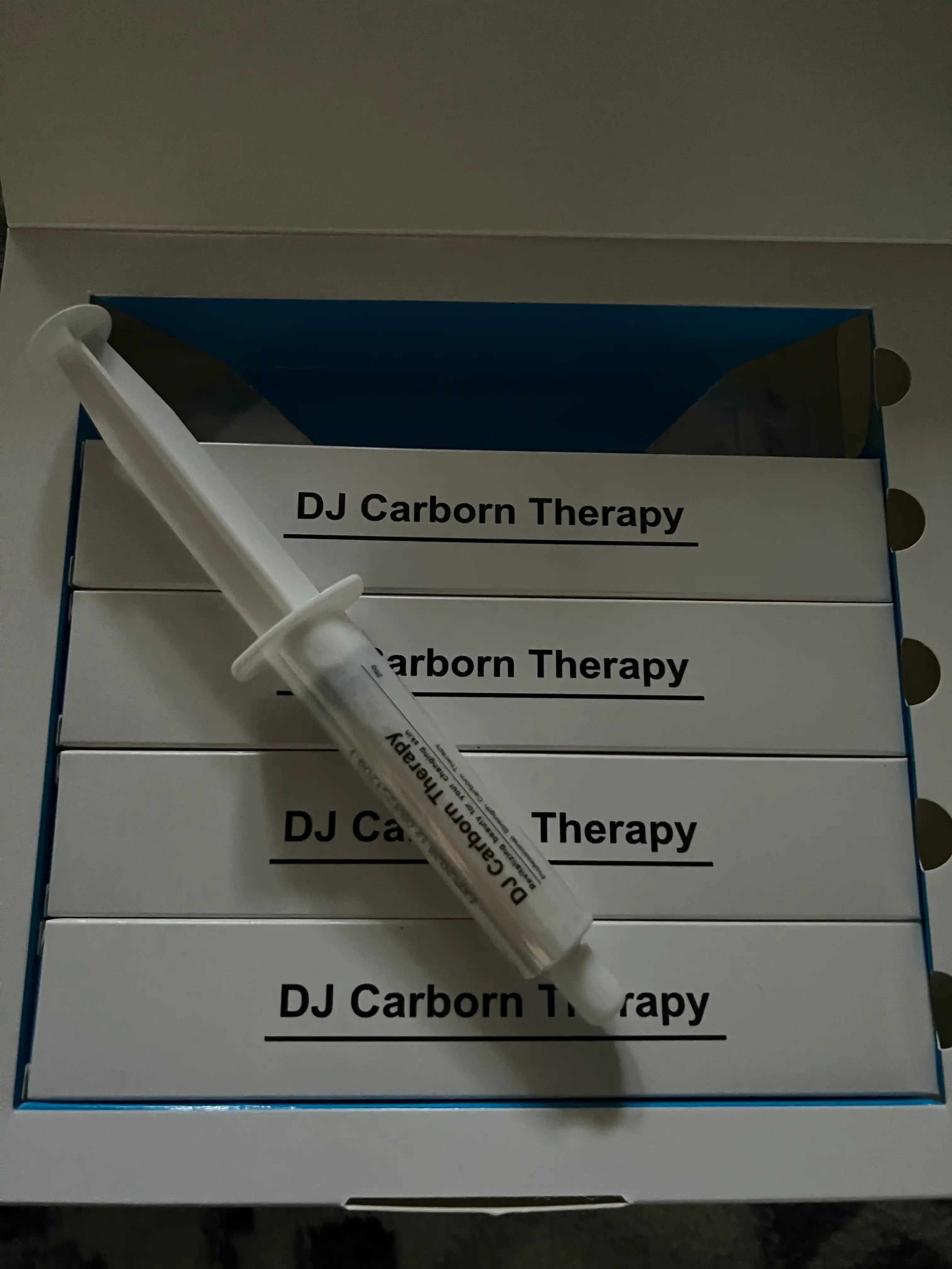 Karboksiterapiya DJ Carborn Therapy yuz uchun parvarish toplami 5 dona niqob + 5 dona gel
