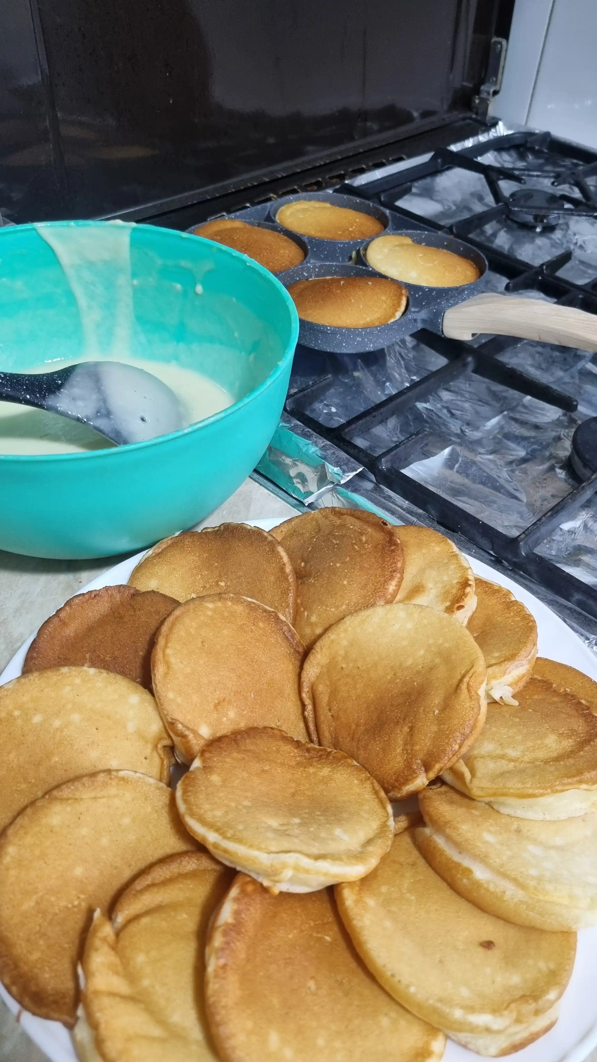 4 bo‘limli porsiyali yopishmaydigan qoplamali tovа, nonushta uchun