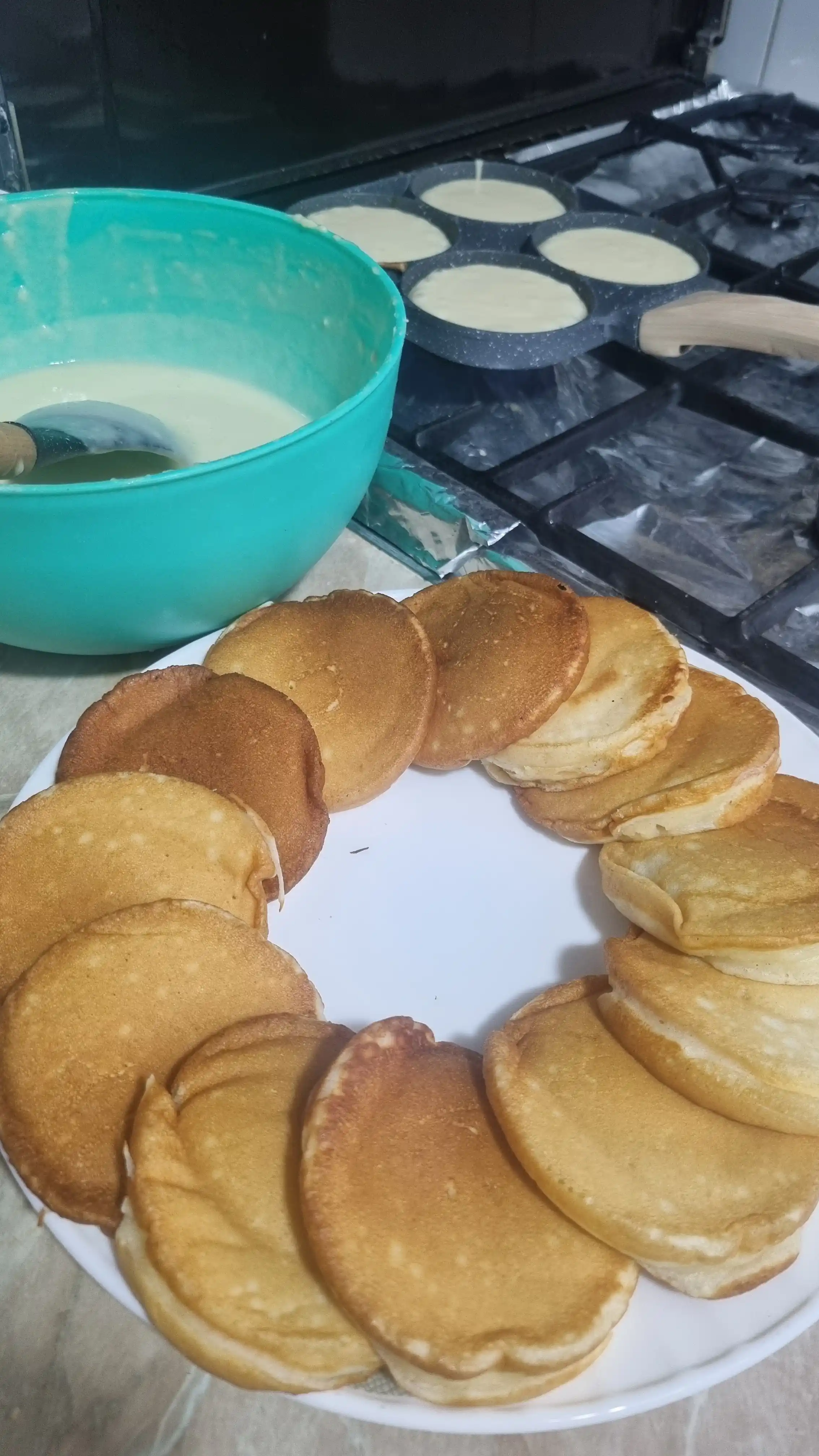 4 bo‘limli porsiyali yopishmaydigan qoplamali tovа, nonushta uchun
