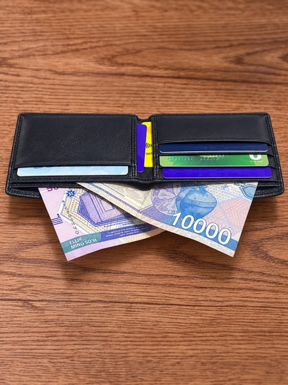 Erkaklar hamyoni, 11 sm x 9 sm o‘lchamdagi hamyon
