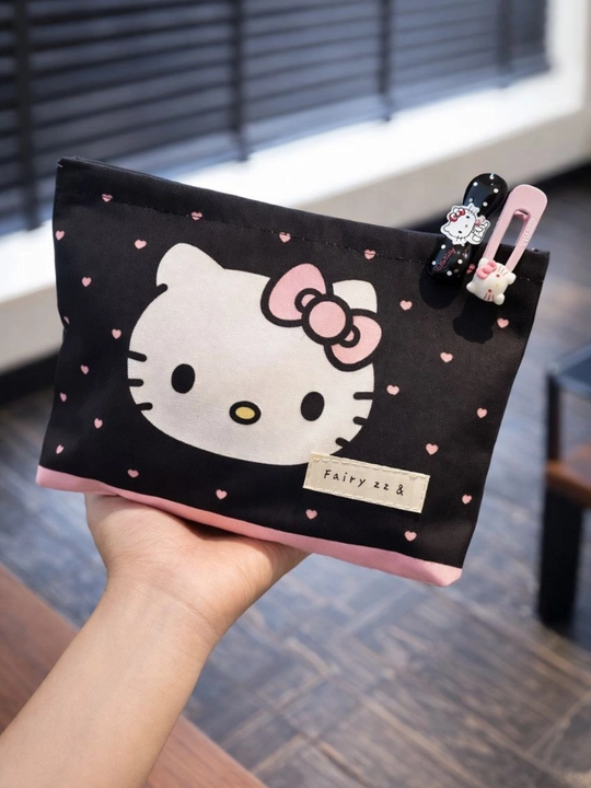 Kosmetik sumka qora va pushtili Hello Kitty