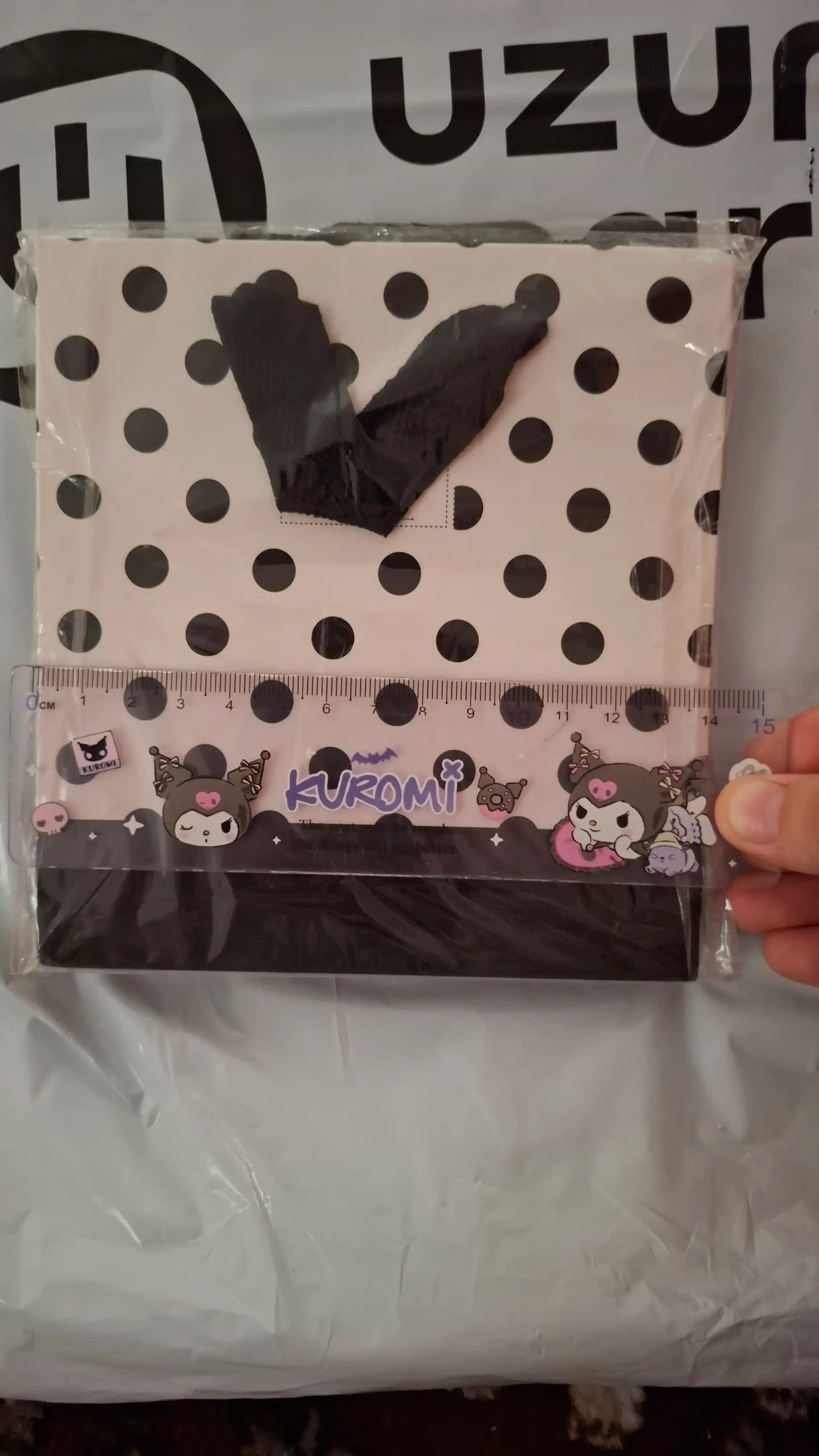 Sovg'a paketlari 18x23 sm. Qalin qog'oz har kuni uchun
