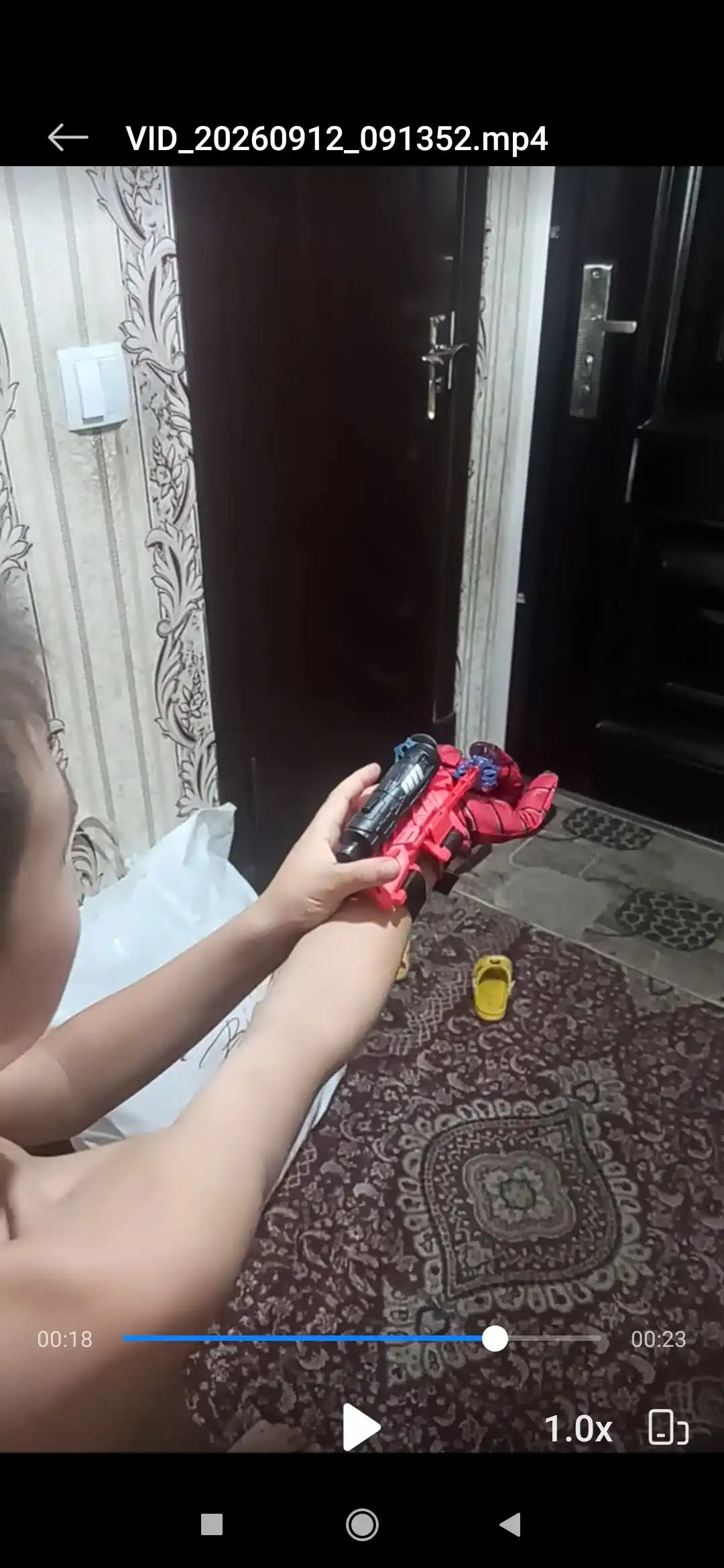 O'rgimchak odam blasteri o'q otuvchi qo'lqop - bolalar uchun Spider Man o'yinchog'i