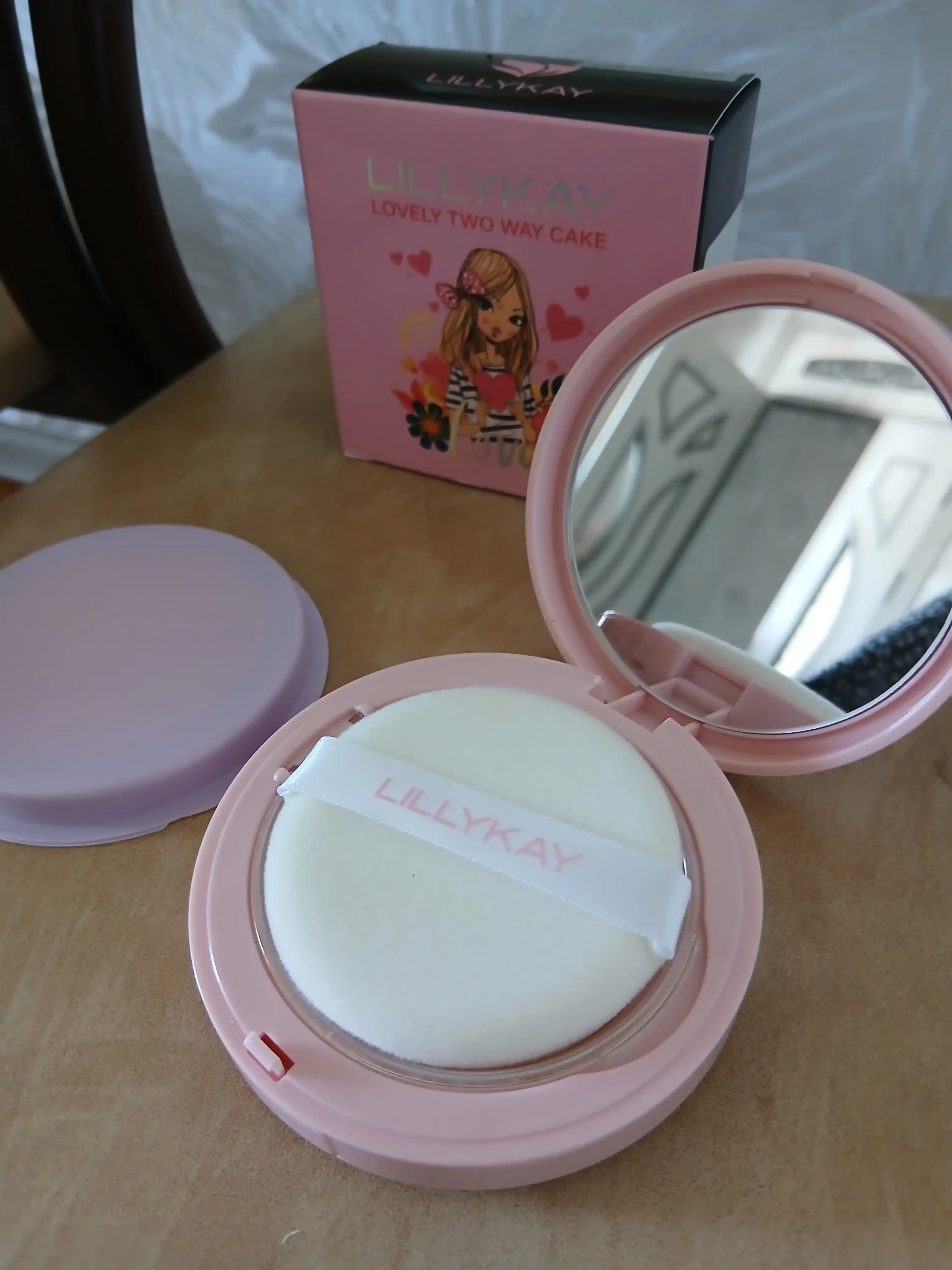 Lillykay пудра для лица компактная SPF30/40 PA++ с зеркалом и спонжем