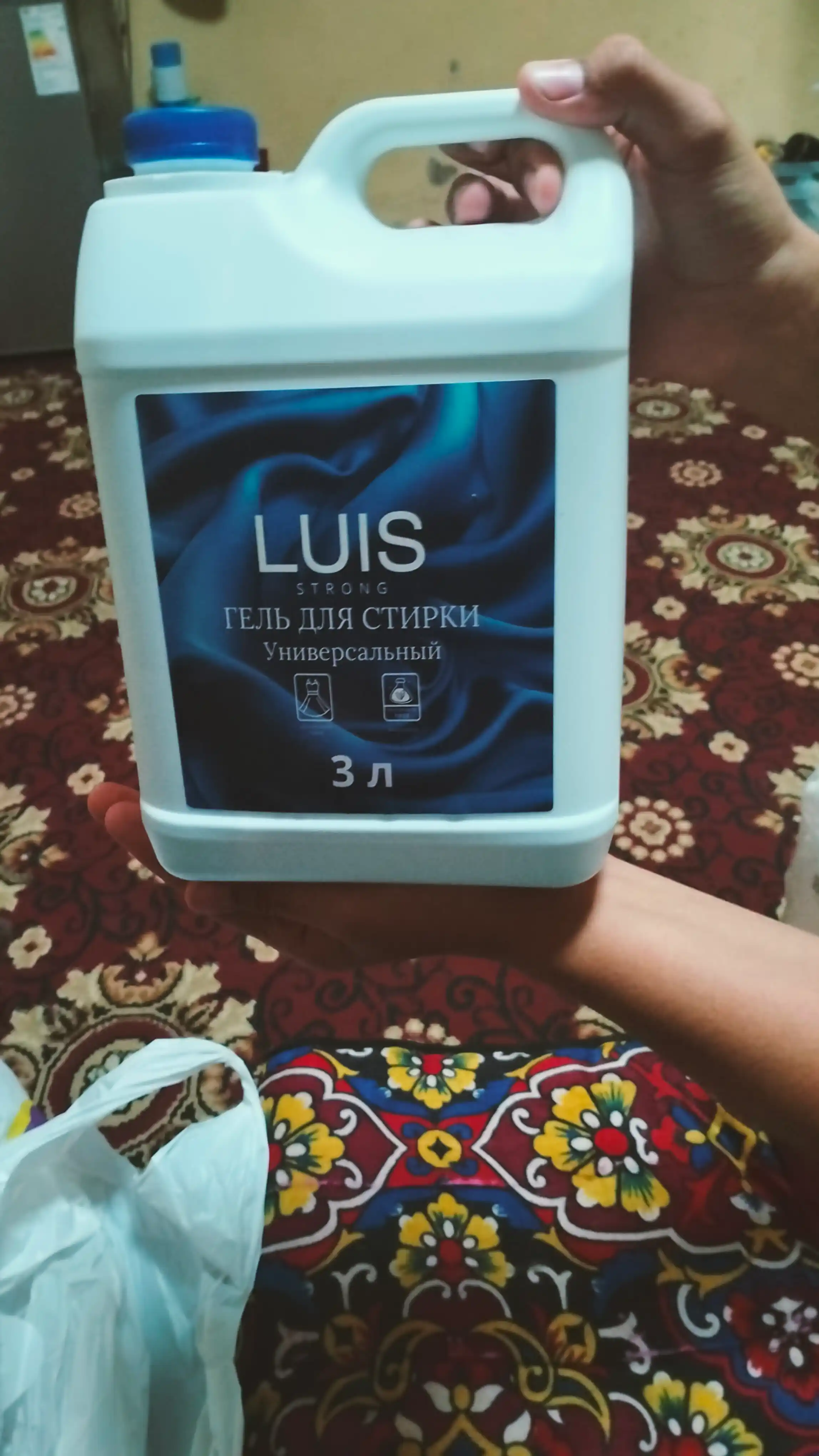 LUIS Strong kir yuvish geli 3 l, dog‘ ketkazuvchi suyuq kukun, 50 marta yuvish