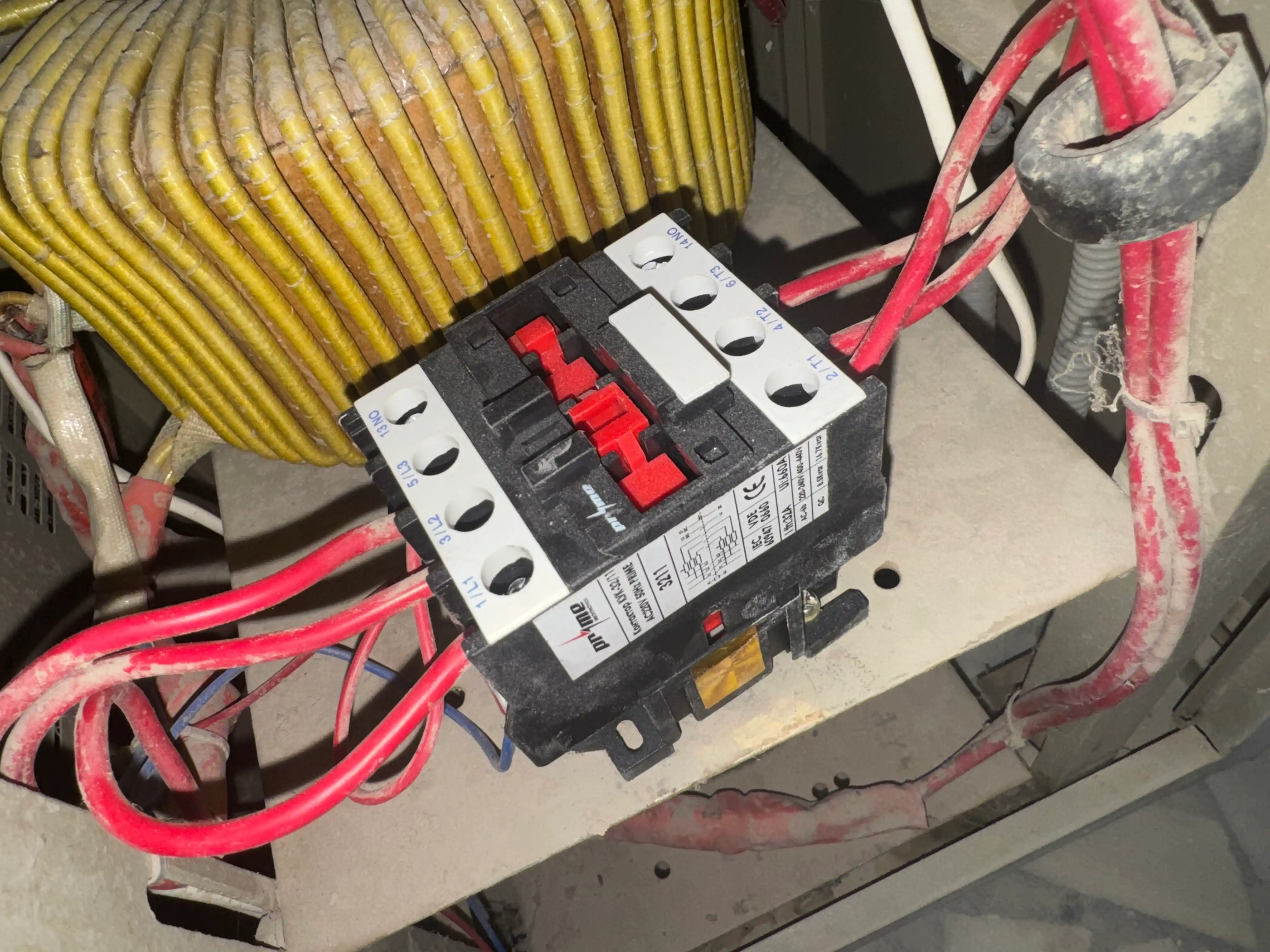 Контактор PRIME КУК-32A/11AC 220V 50HZ