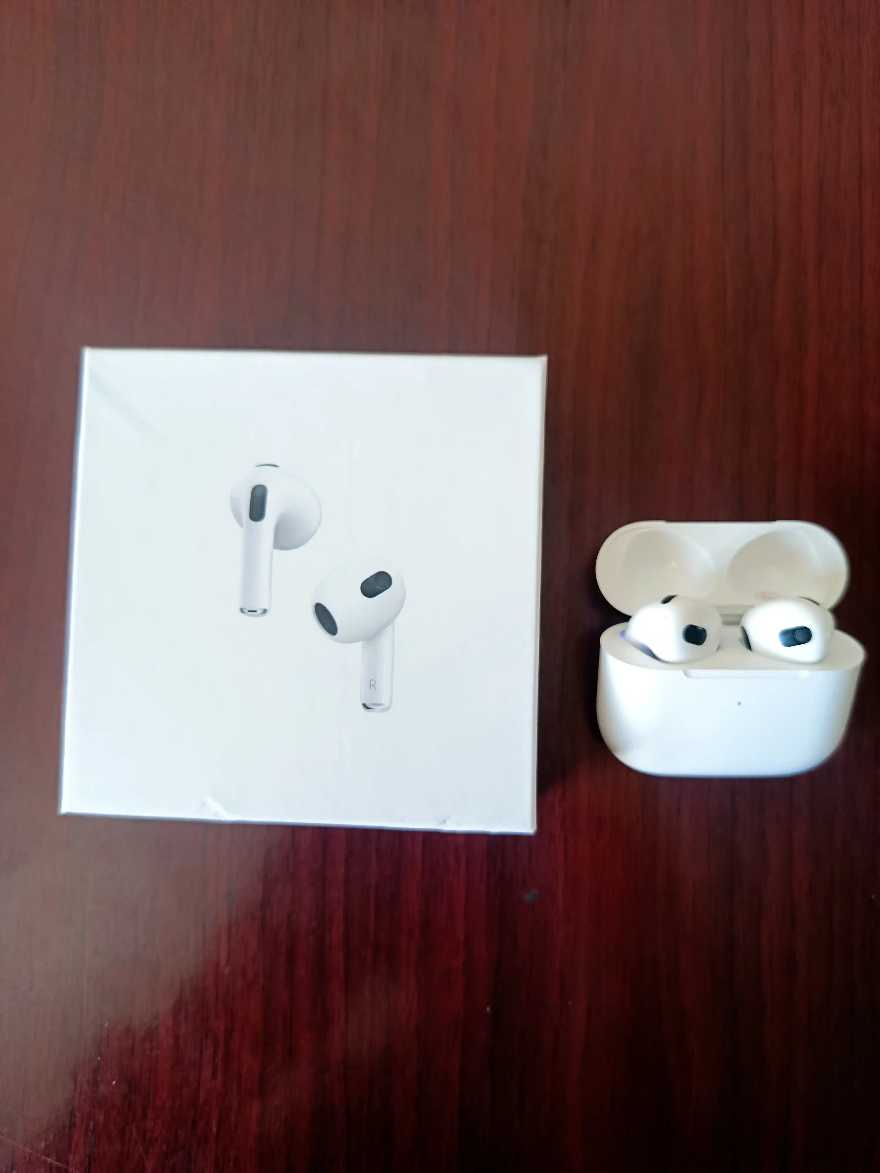 Pods Pro 2 и Pro 4 – беспроводные Bluetooth наушники, с микрофоном, Type-C белый