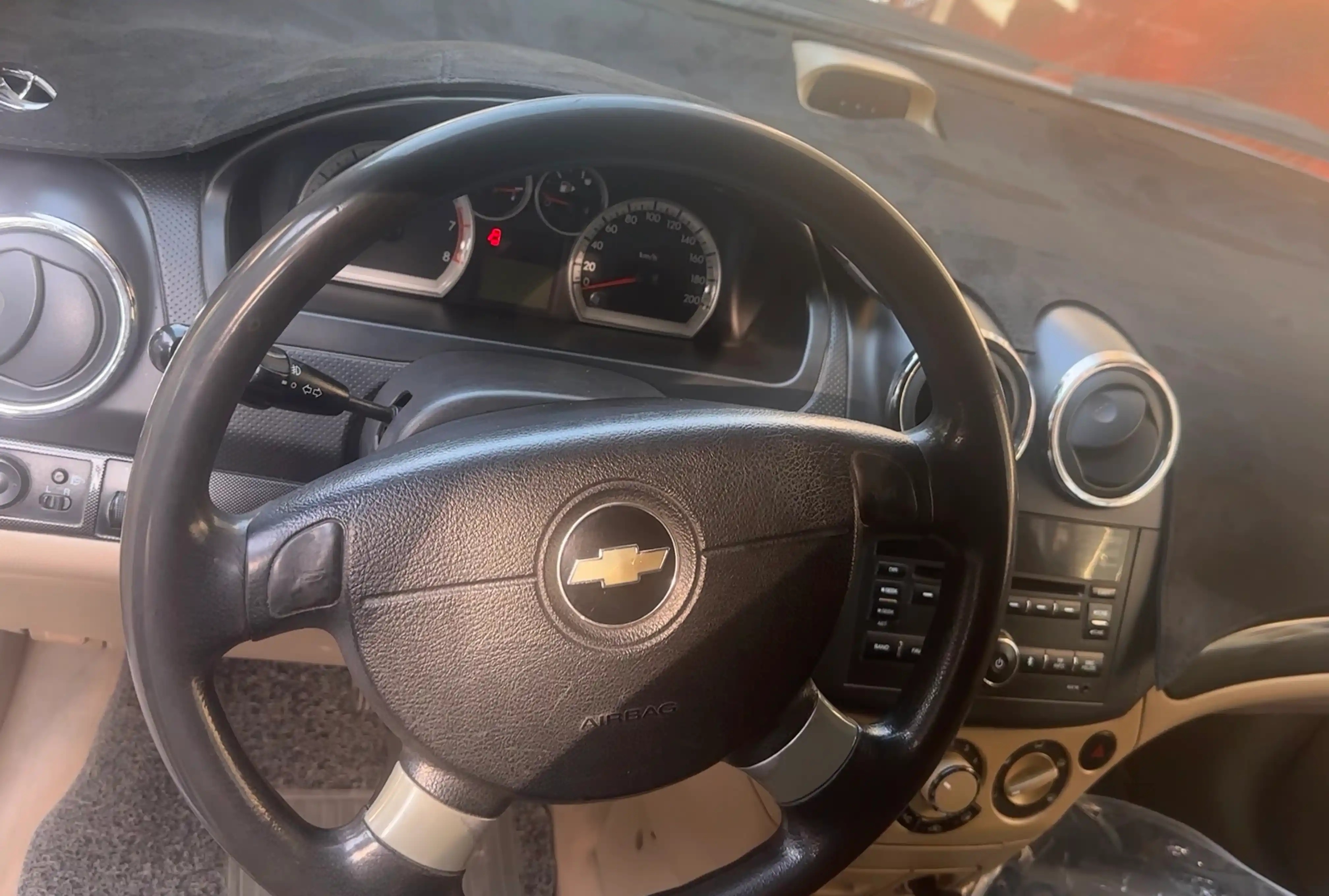 Torpeda chexol alkantara - Coblat, Gentra, Onix, Tracker