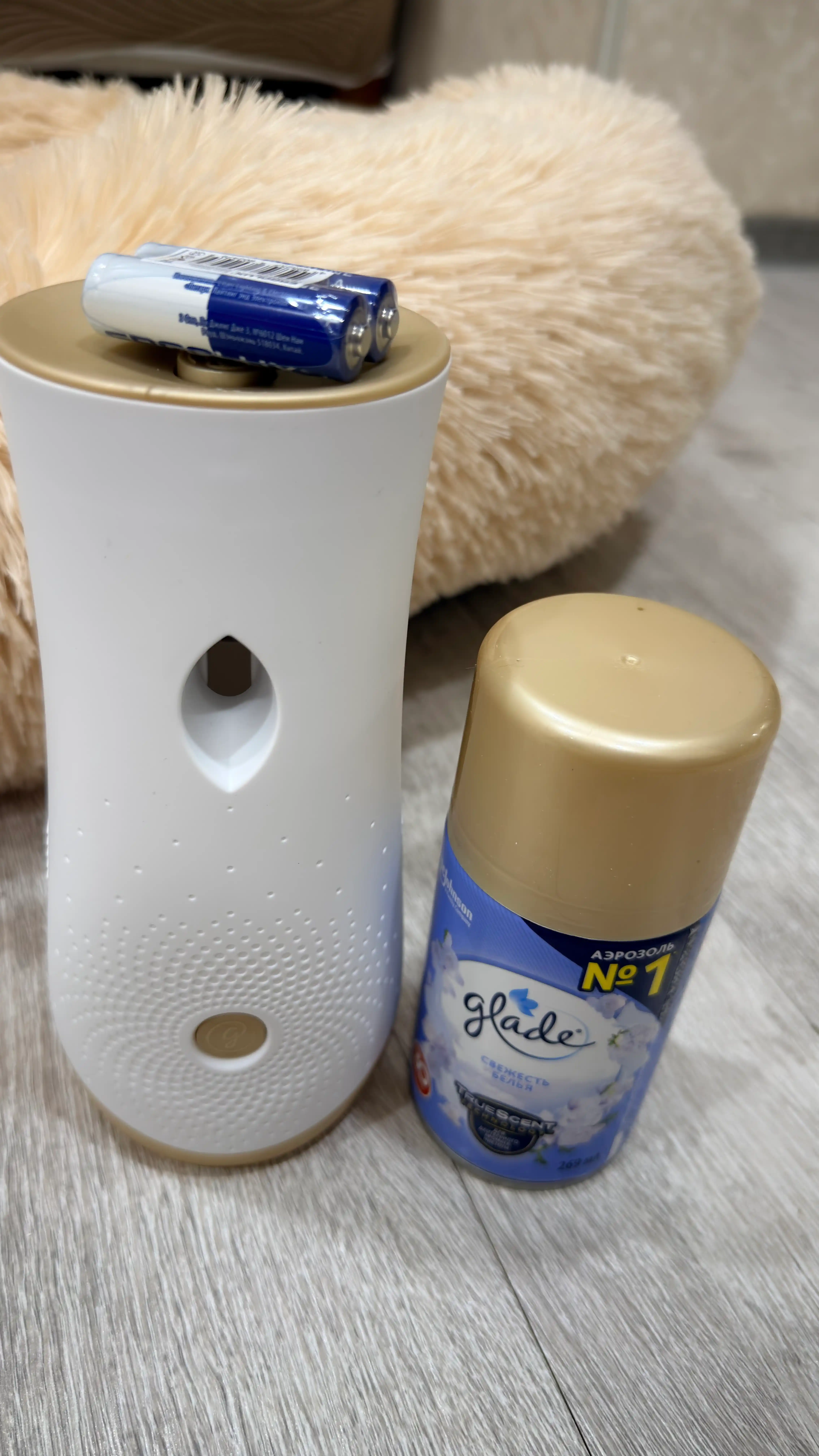 Освежитель воздуха для комнаты Glade Automatic Spray Clean Linen, 269 мл