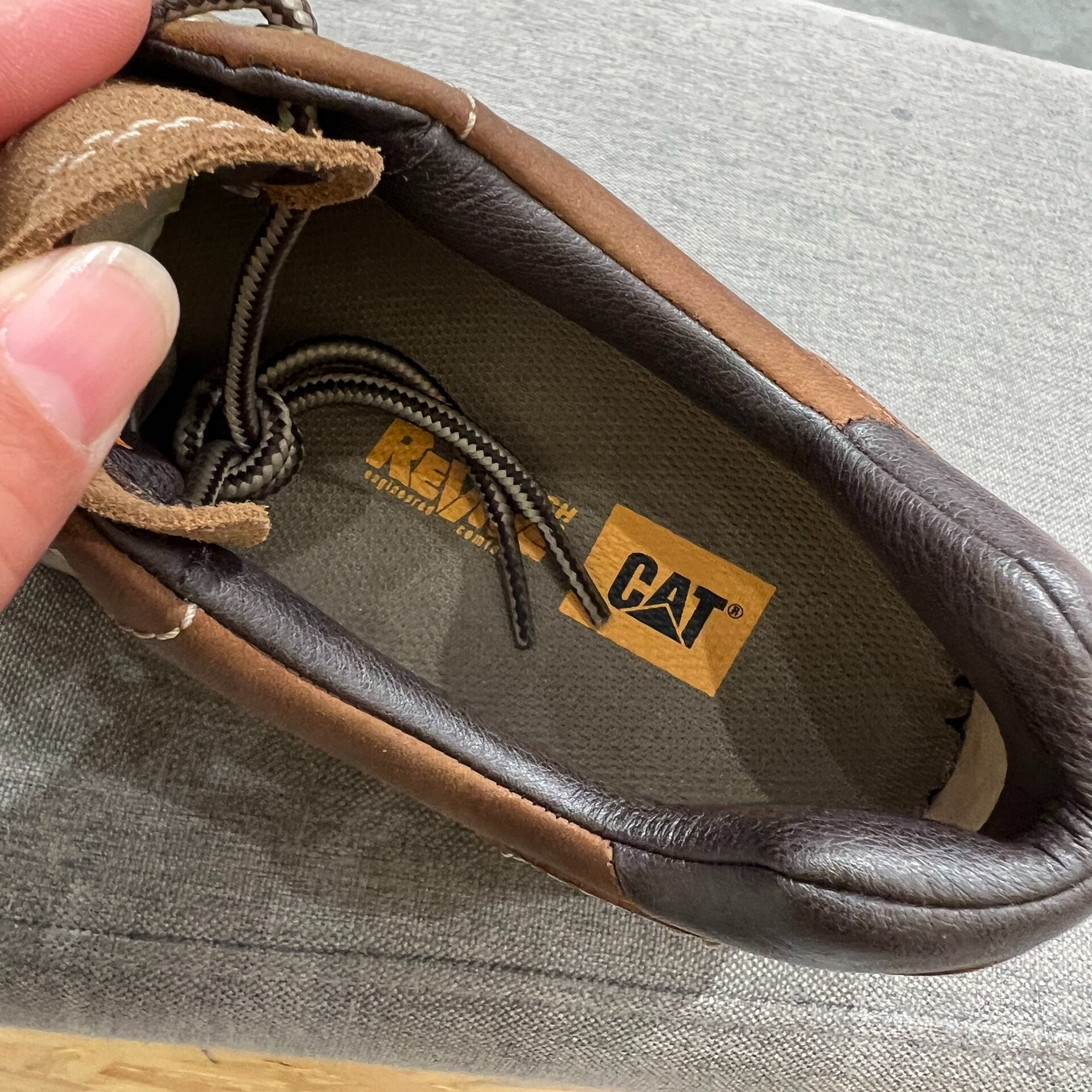 Cat Colorado Low 2.0 charm erkaklar etiklar, kuz/qish, suv o'tkazmaydigan waterproof