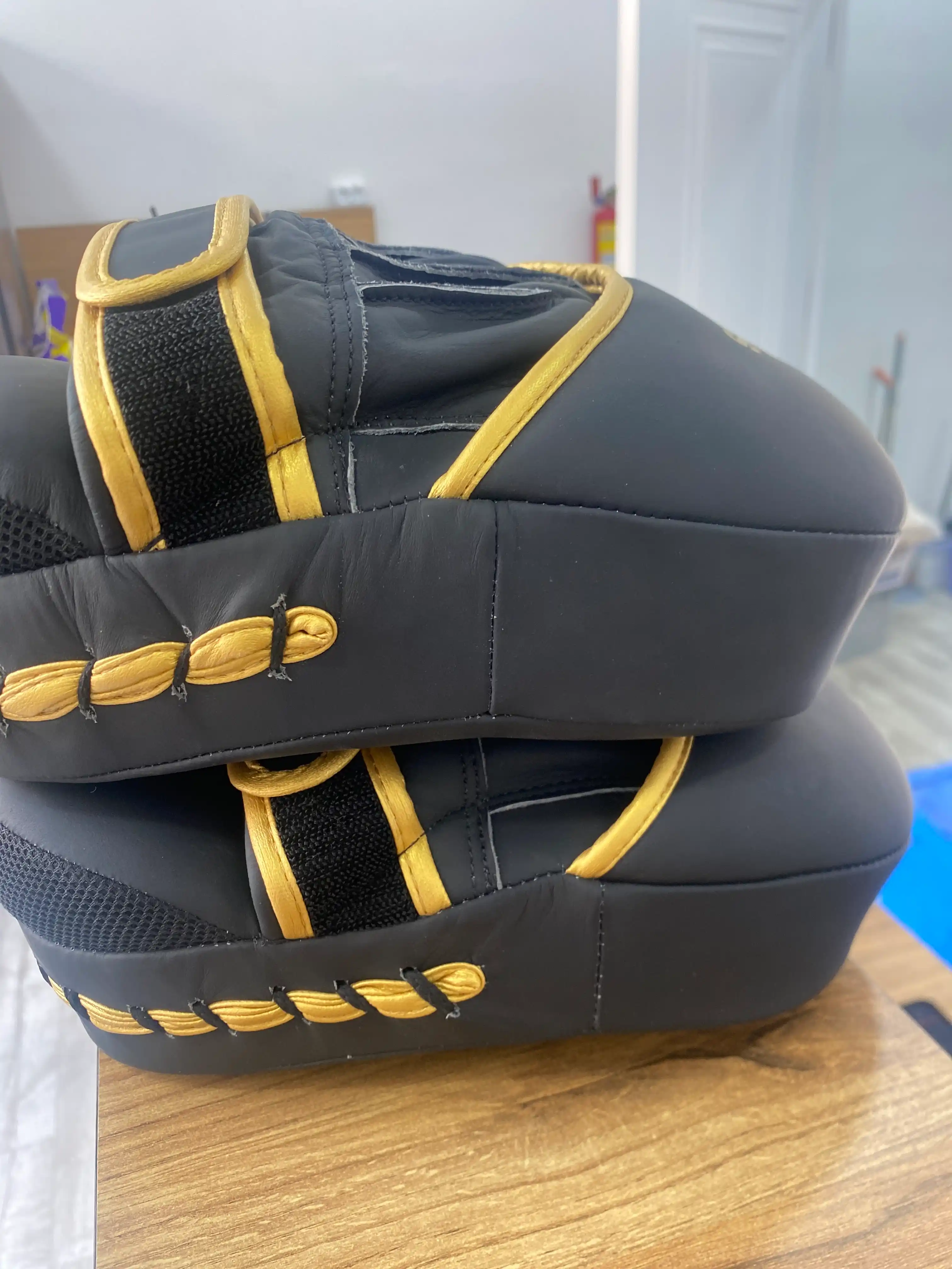 Лапы боксерские Adidas, пара