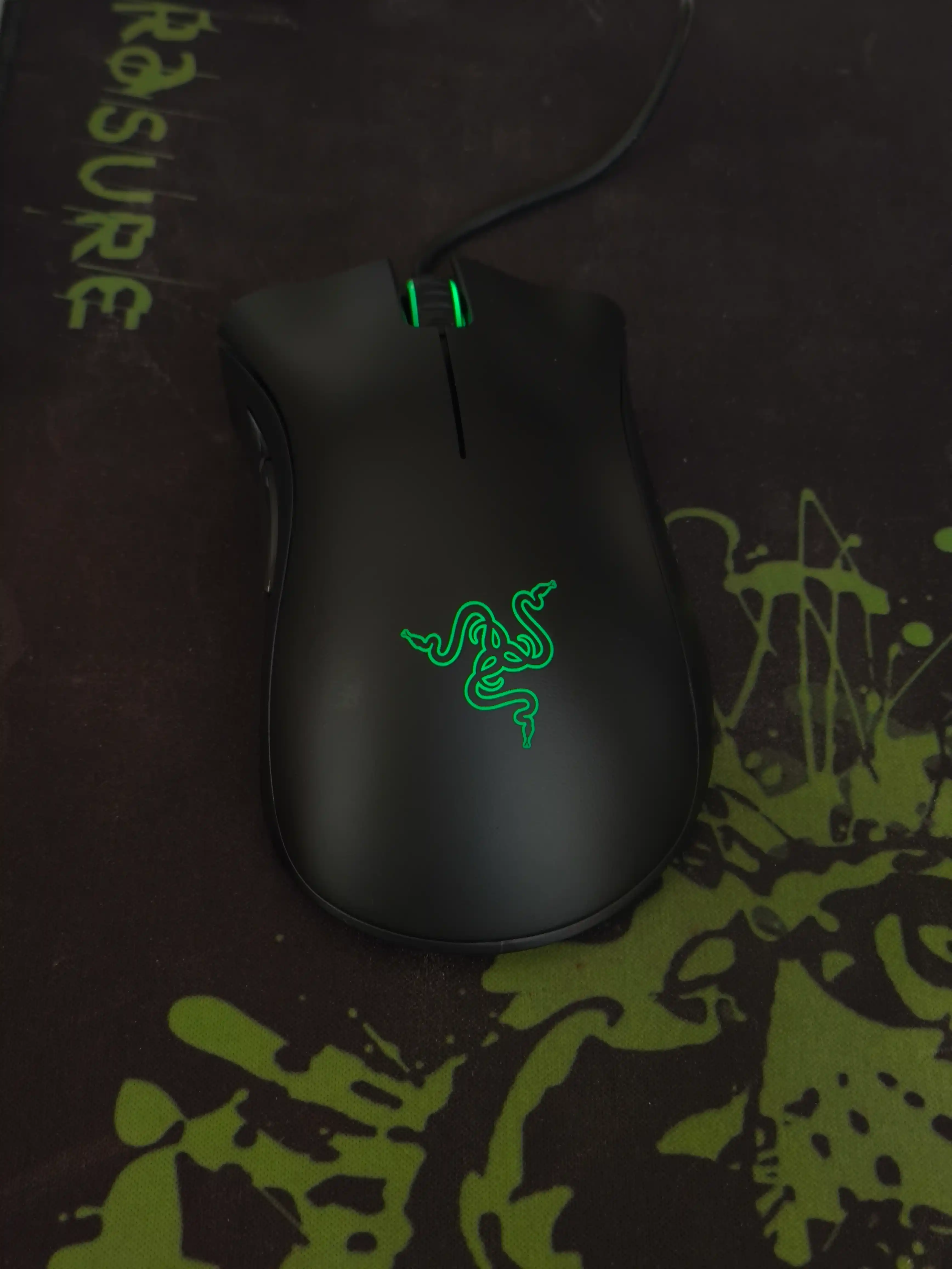 Razer DeathAdder Essential simli oyin sichqonchasi, 5 ta tugma, 6400 DPI, Synapse 3.0 soft