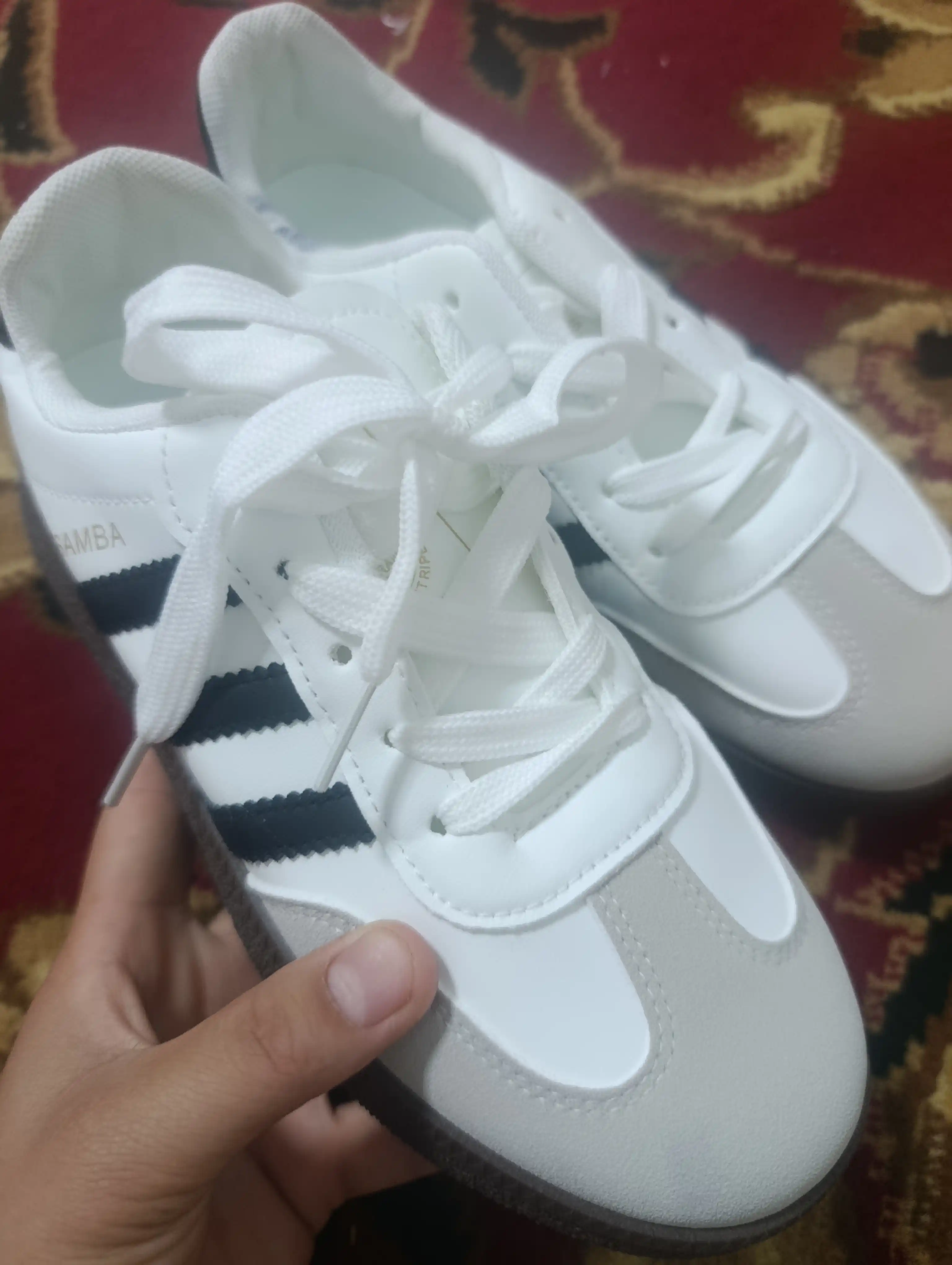 Samba ayollar kedlari - yengil va zamonaviy, sport va kundalik kiyish uchun mo‘ljallangan