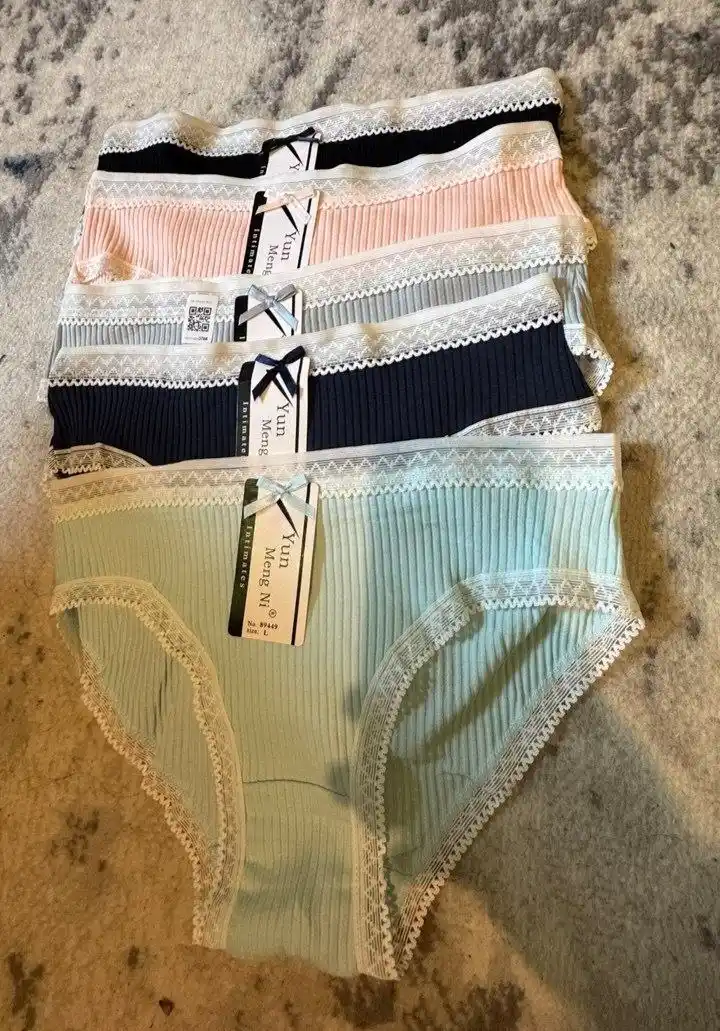 Ayollar ichki kiyimi to‘plami