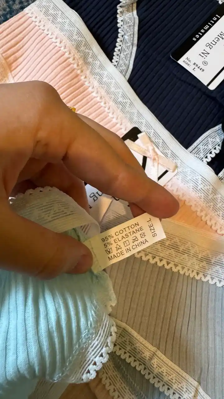 Ayollar ichki kiyimi to‘plami