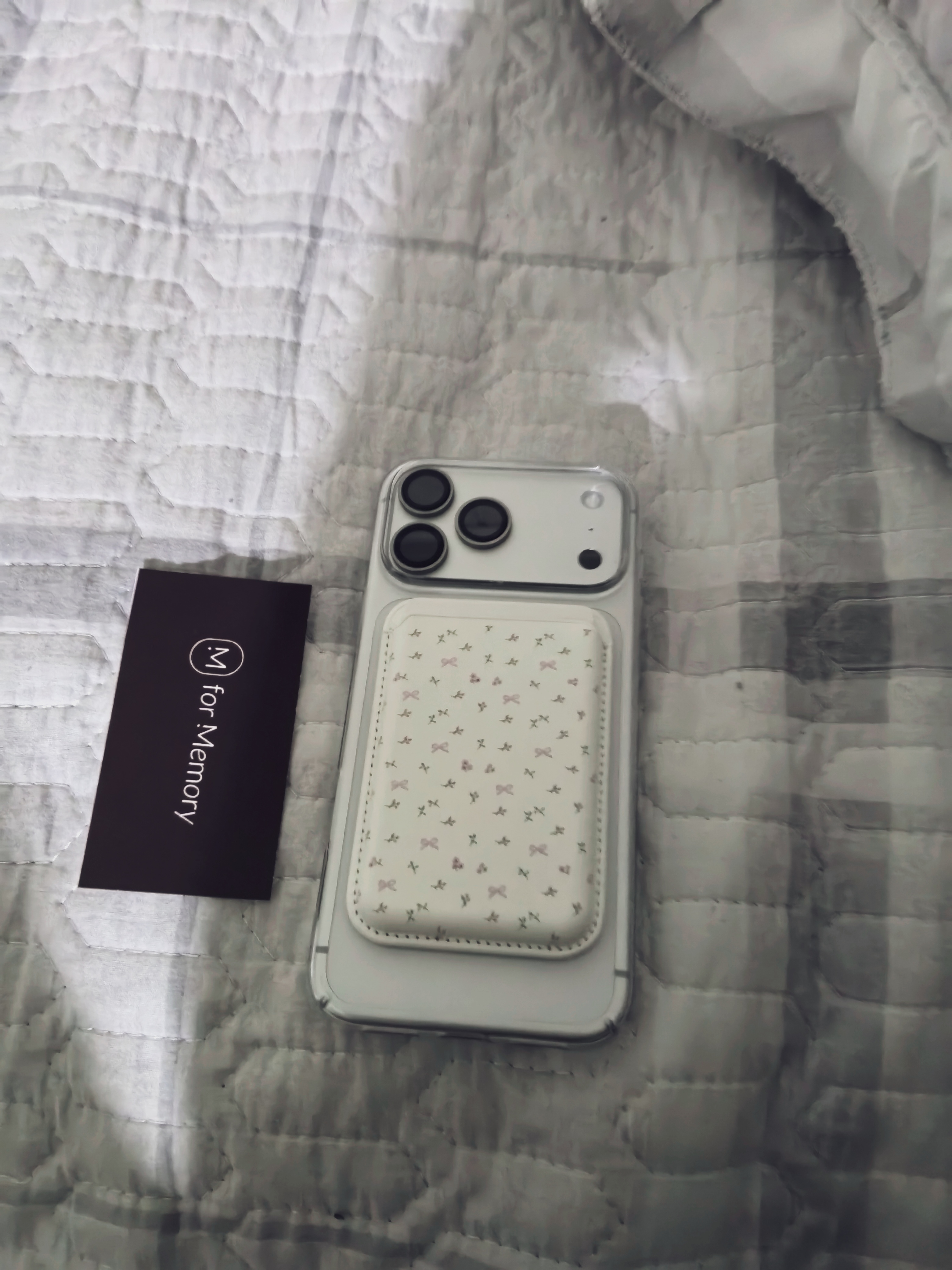 Kartxolder IPhone uchun MagSafe, magnitli karta ushlagich