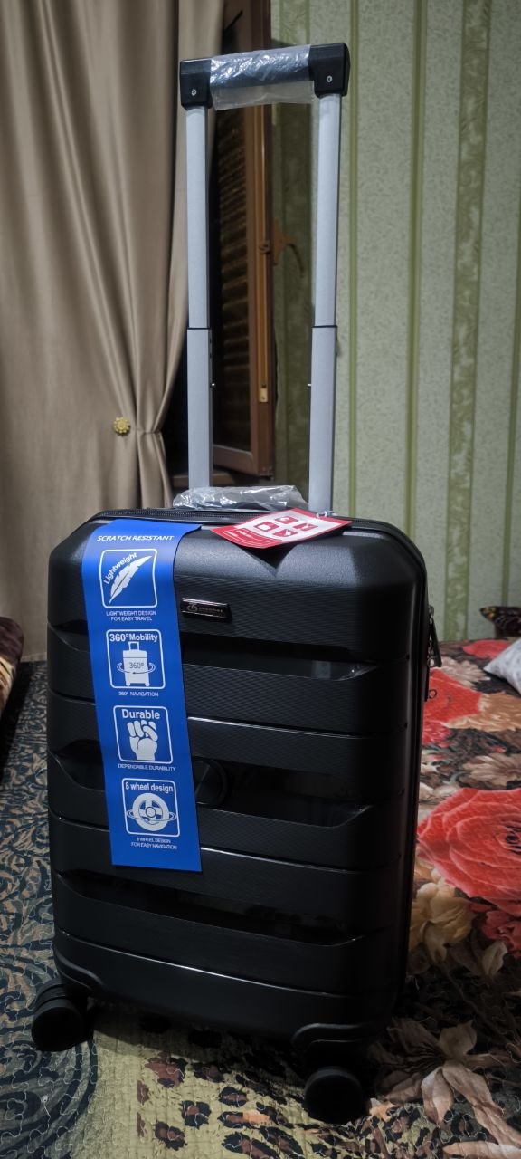 Sayohat chamadoni, polipropilendan, 360° g'ildiraklar