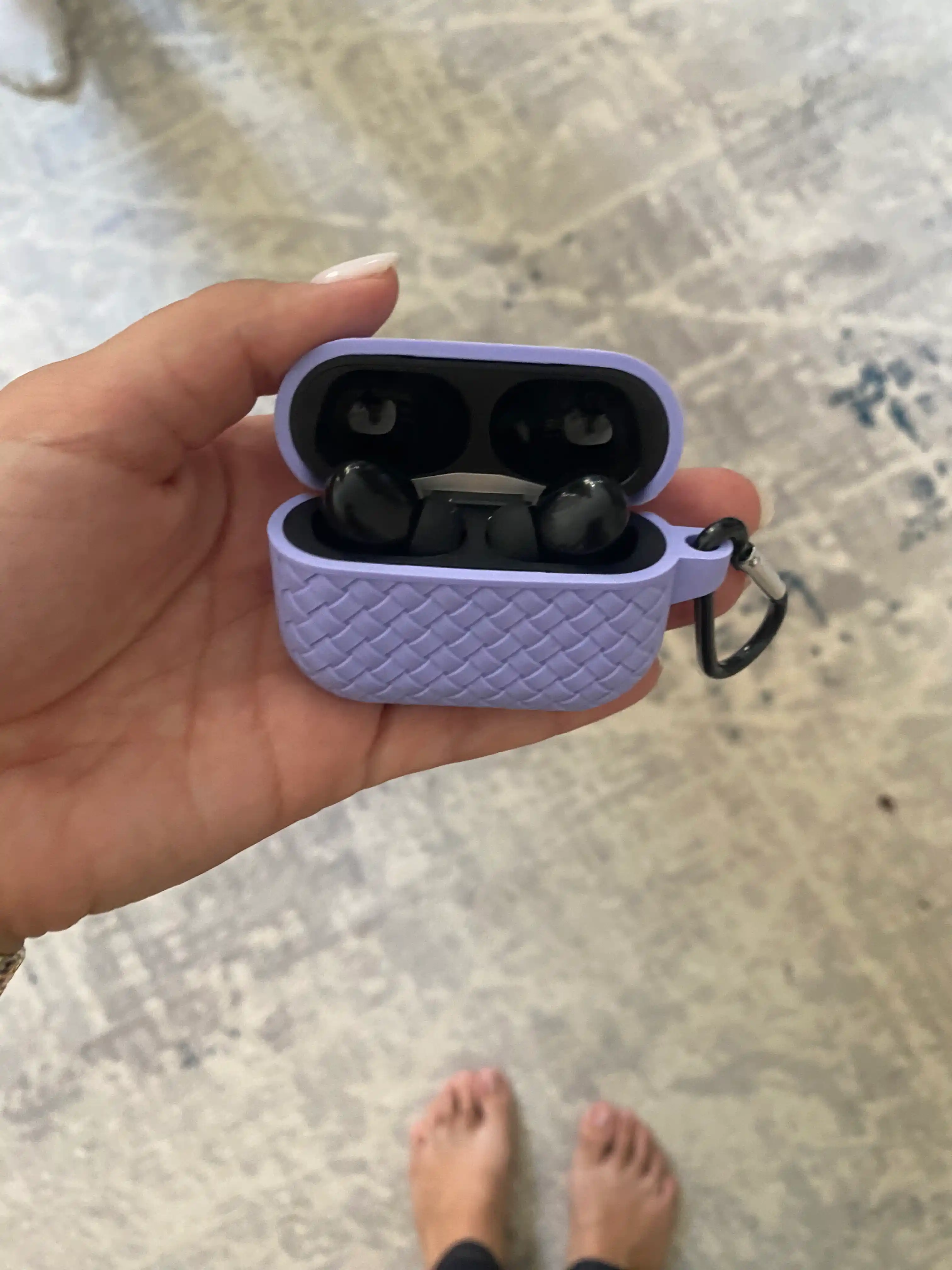 AirPods Pro/Pro 2 quloqchinlari uchun himoya chexoli, to'qilgan tekstura, karabinli