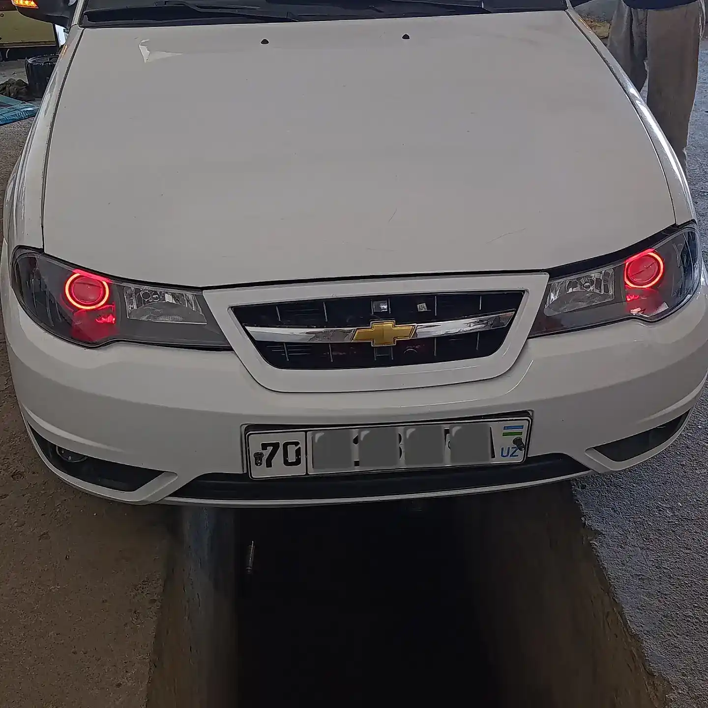 Avtomobil uchun LED neon yoritgich - IP68, uzunligi 5 metr