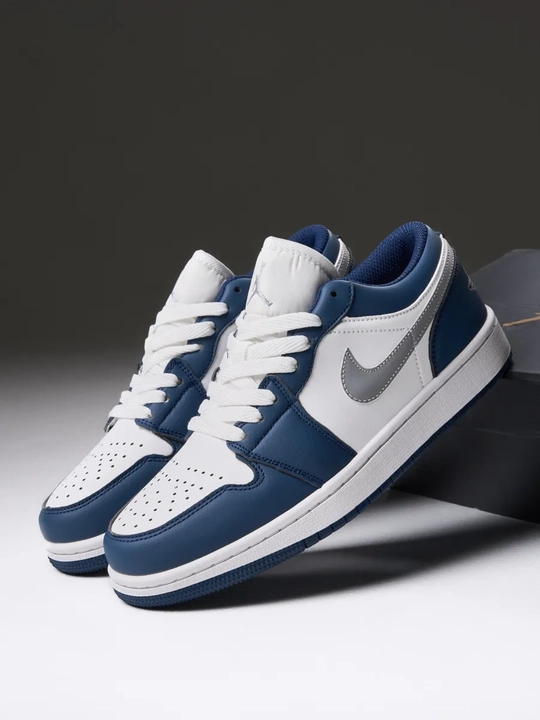 NIKE SB DUNK LOW krossovkalari, sport, uniseks, 1 o‘lcham kichikroq