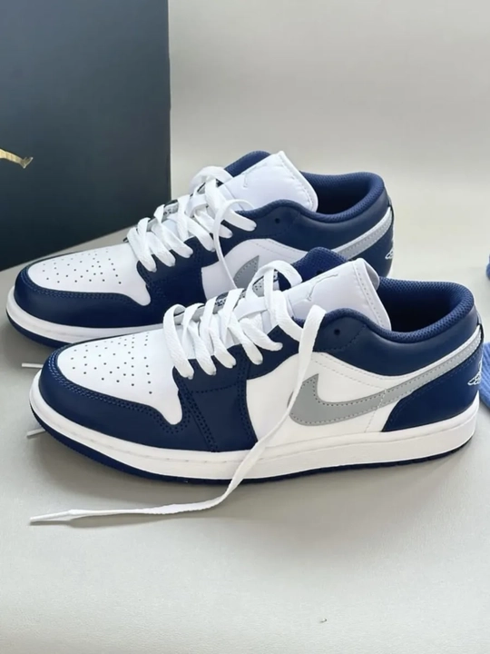 NIKE SB DUNK LOW krossovkalari, sport, uniseks, 1 o‘lcham kichikroq
