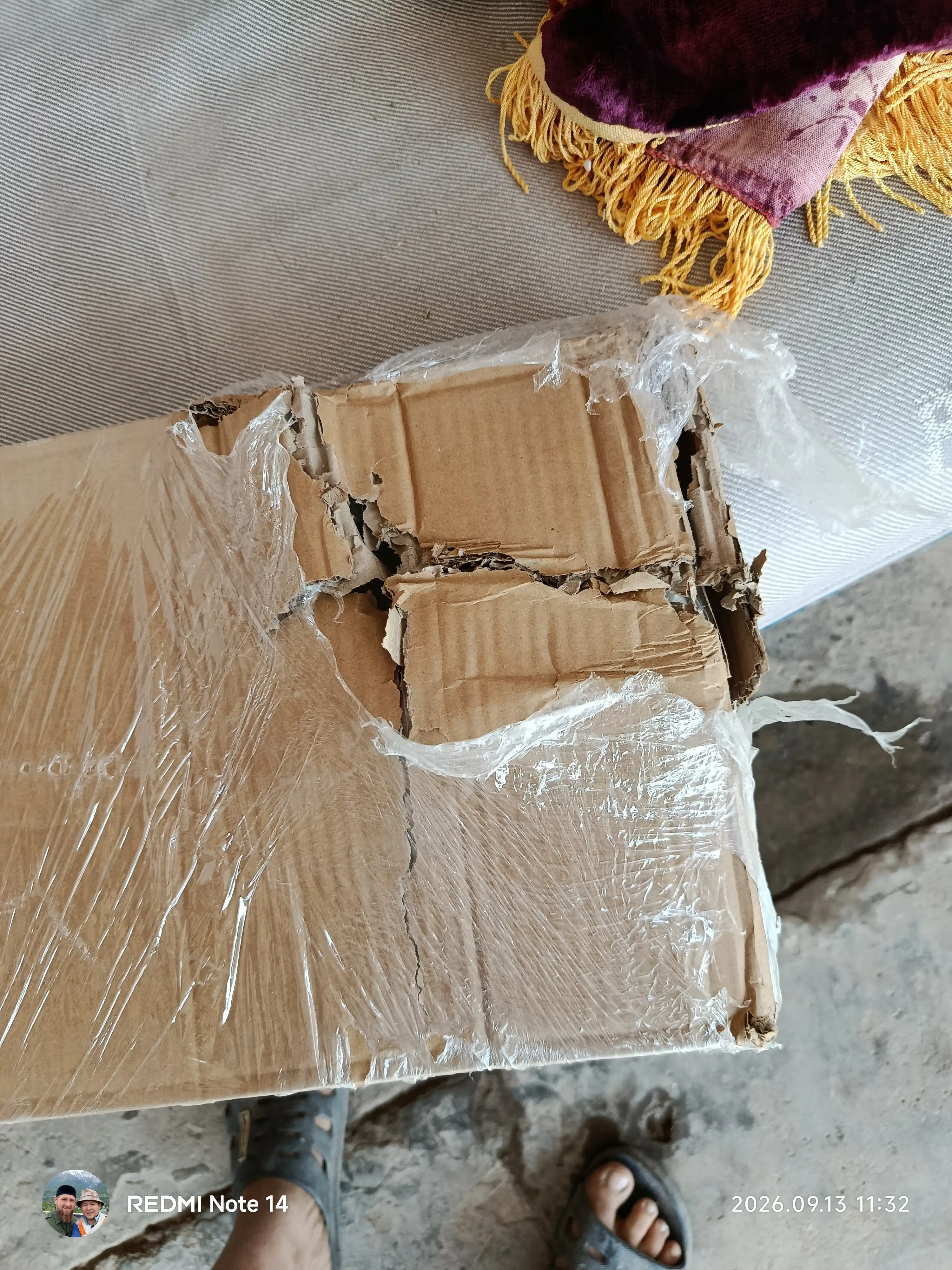 Gul stendi, gullar uchun podstavka, metall gul tokchasi, gul javoni, o‘simlik uchun javon