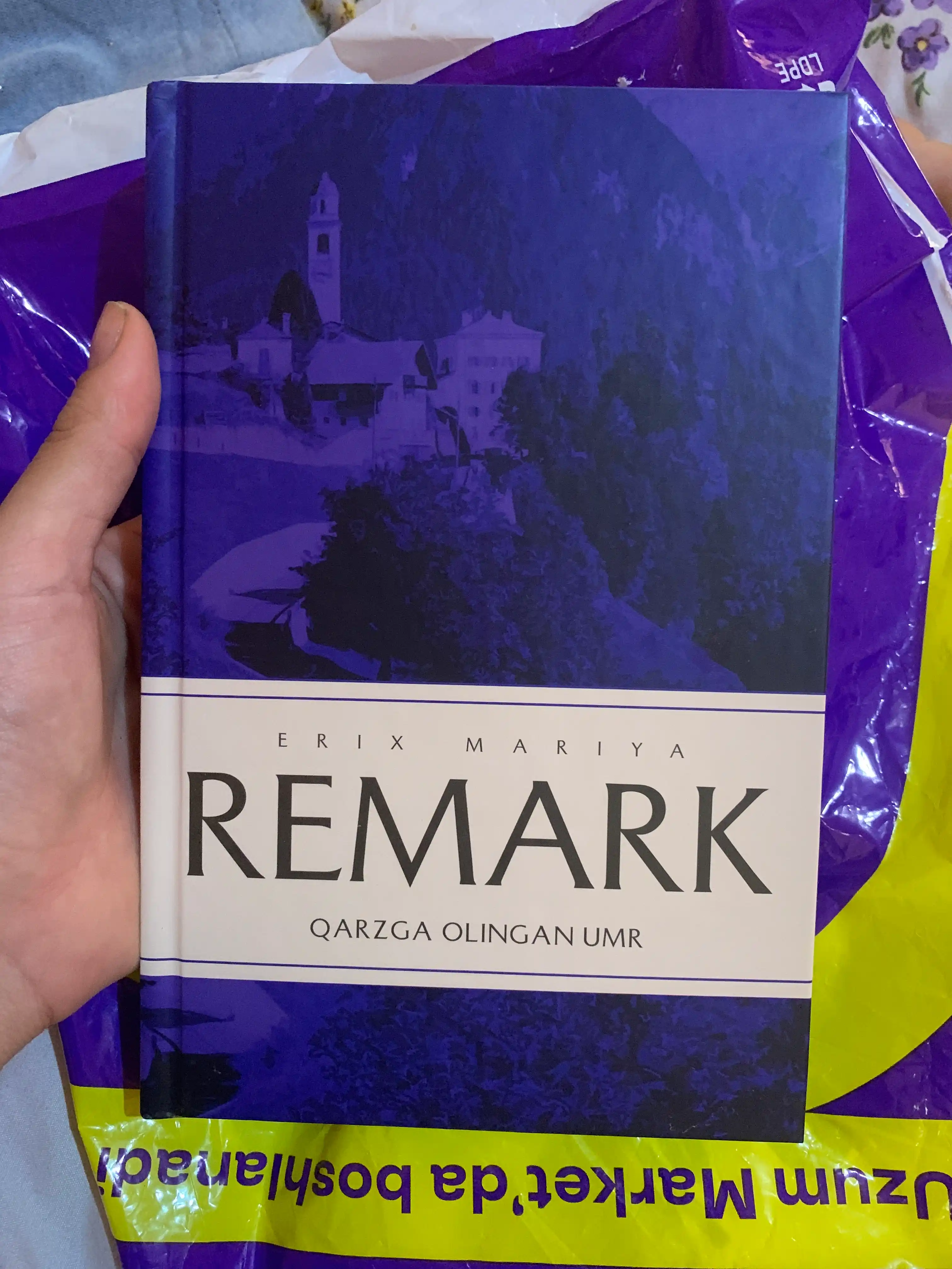 Qarzga olingan umr, Erix Mariya Remark