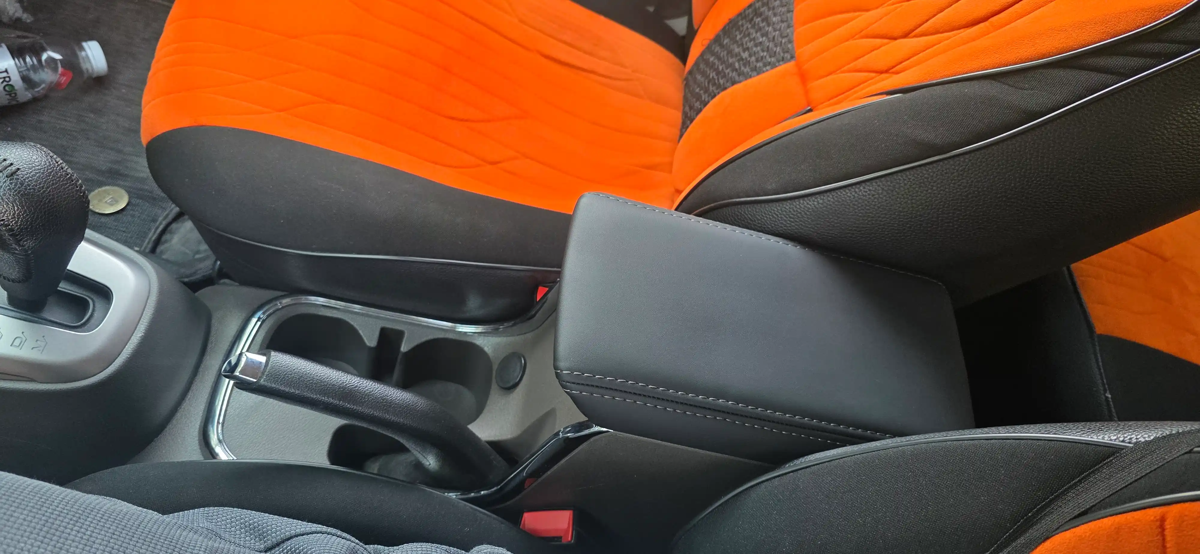 CHEVROLET COBALT avtomobili uchun podlokotnik (BAR)