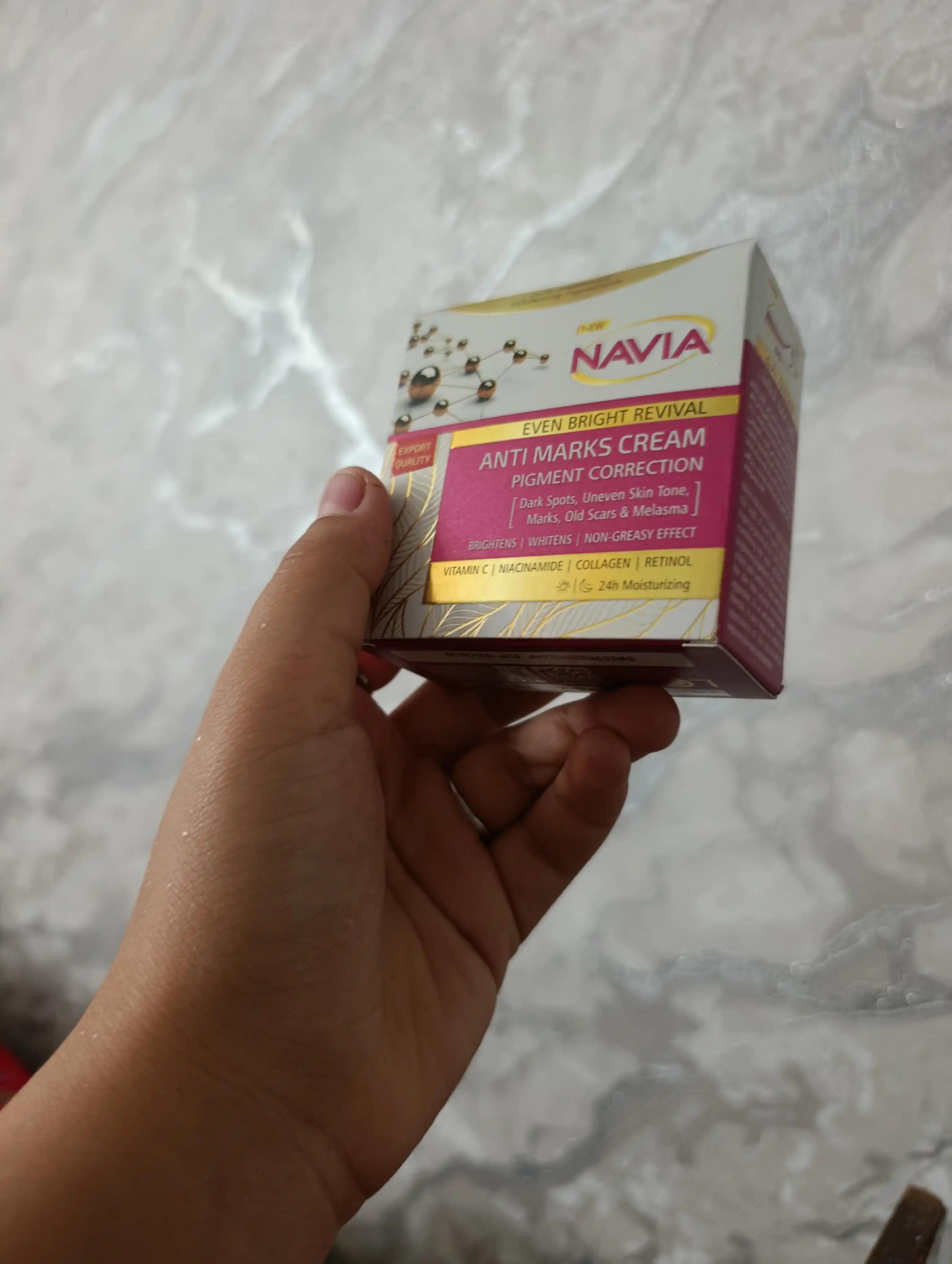 Крем NAVIA Anti Marks Cream – крем для лица, предназначенный с пигментными пятнами на коже