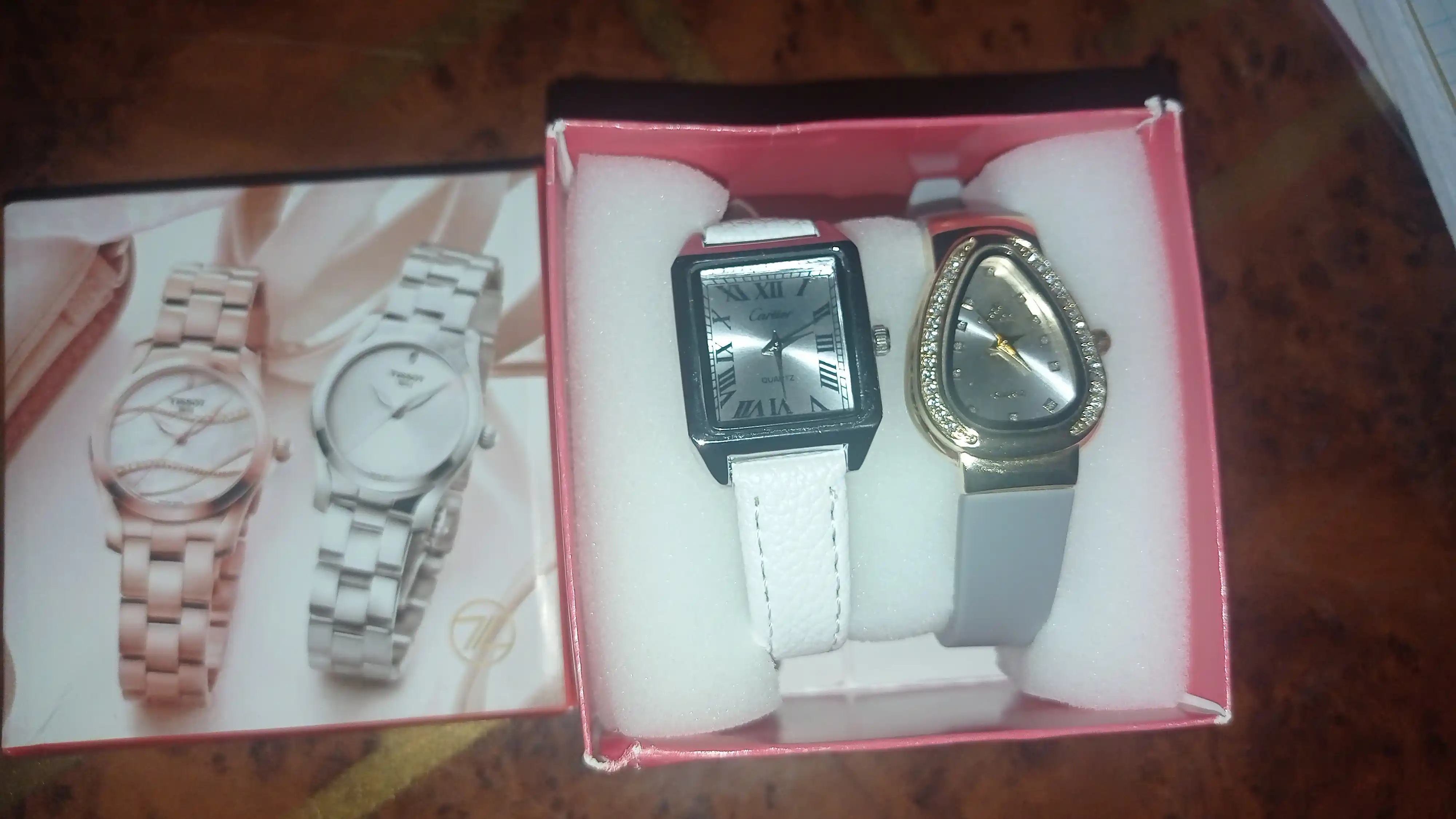 Женские часы Galaxy Quartz_Cartier Quartz — в подарочной коробке