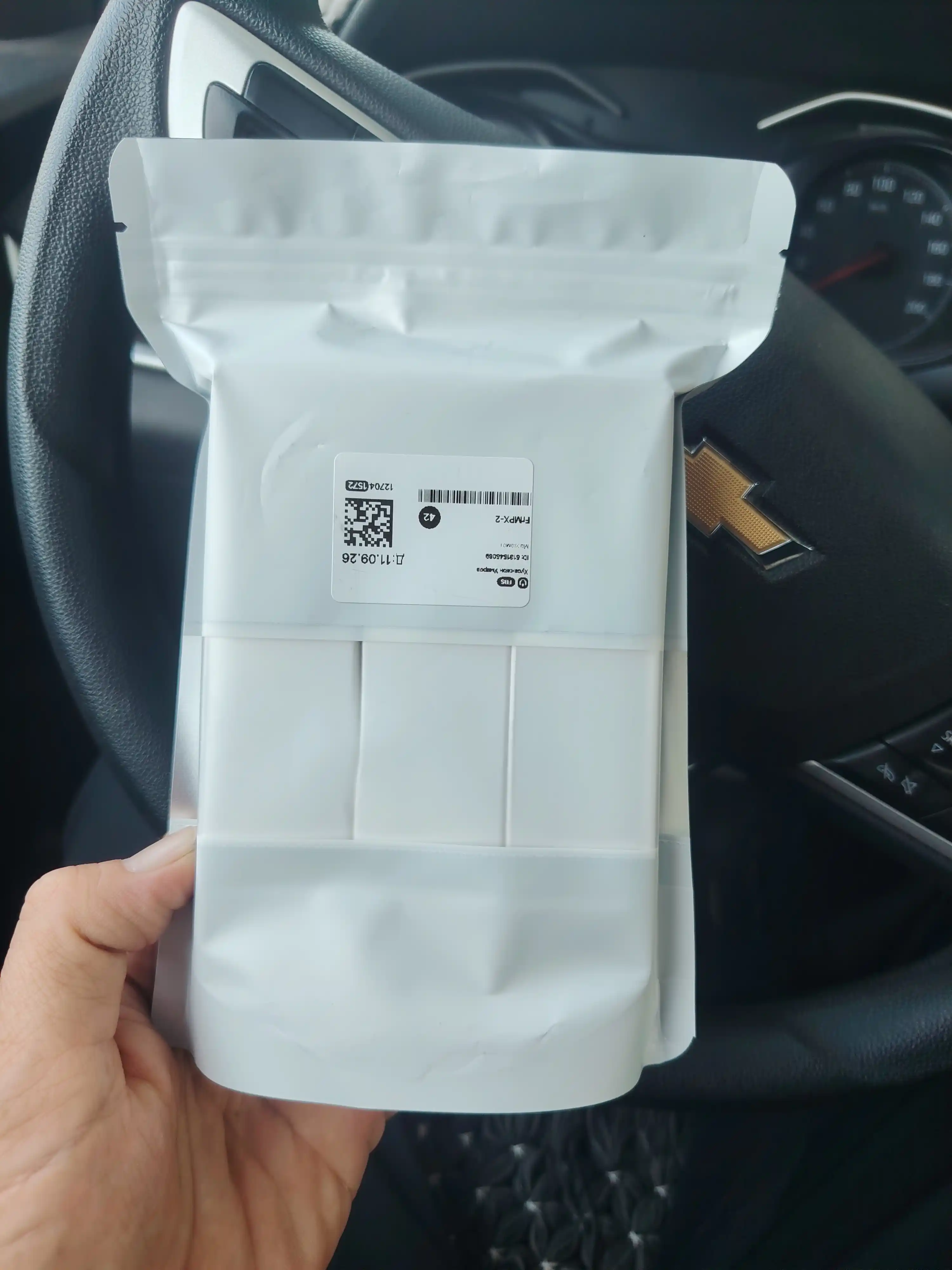 Har kunlik uchun parfyumlangan suv Yves Saint Laurent Y Edp, erkaklar atiri (Angliya)