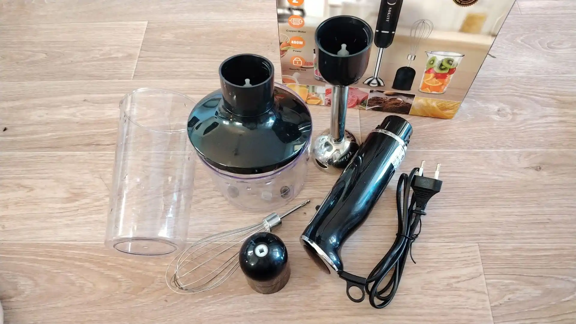 Botiriladigan blender Sokany SK-1721-4 4in1, 400Vt, qamchilash va maydalash uchun to'plam