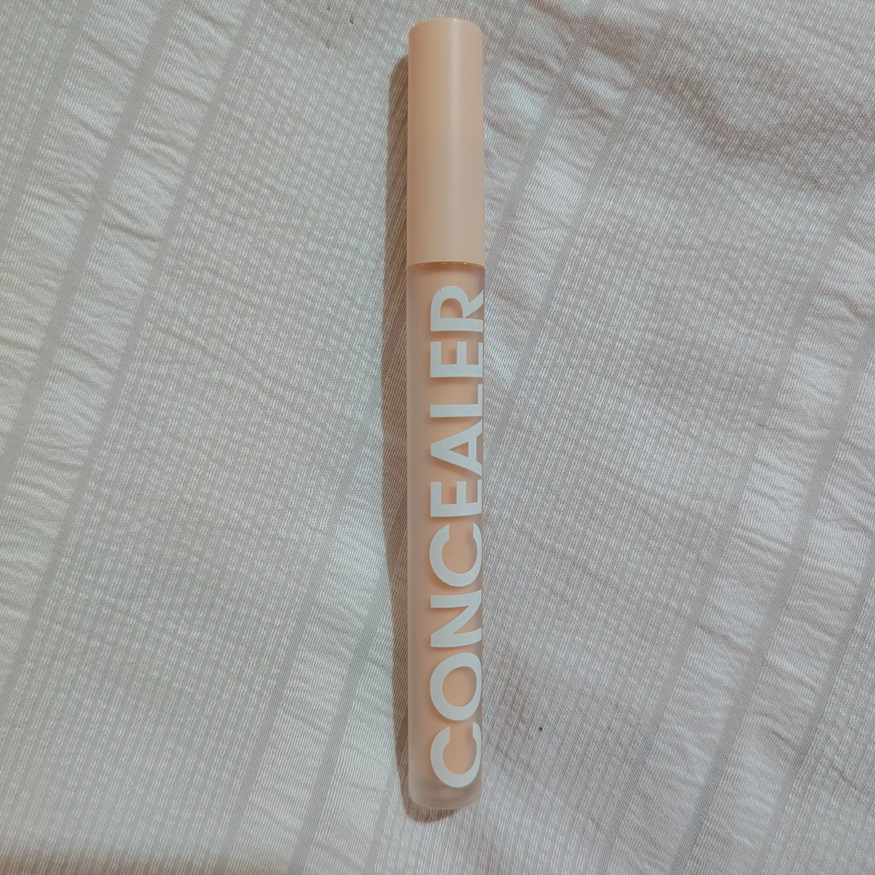 Консилер Concealer для лица, вокруг глаз