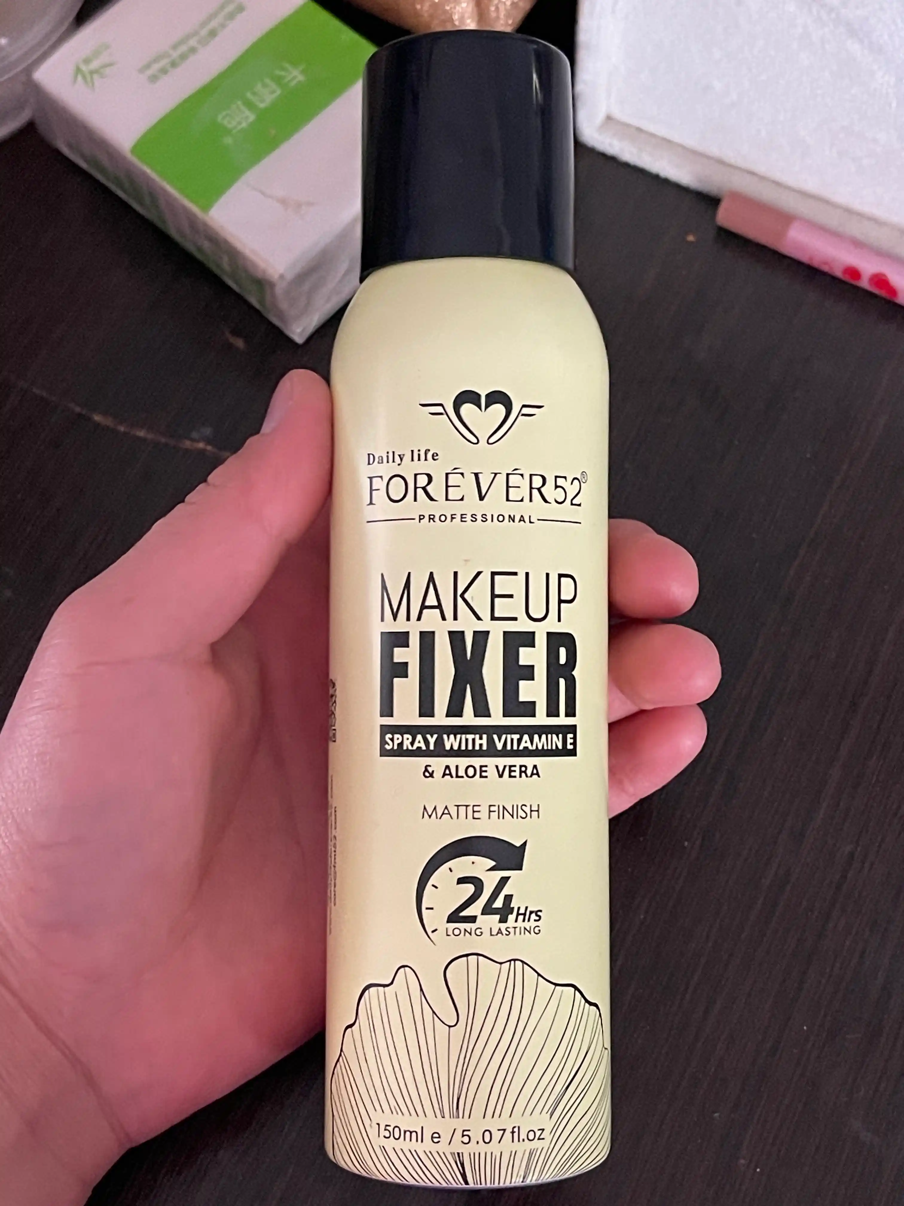 Спрей для фиксации макияжа Forever52 Daily Life, c витамином Е 150 мл