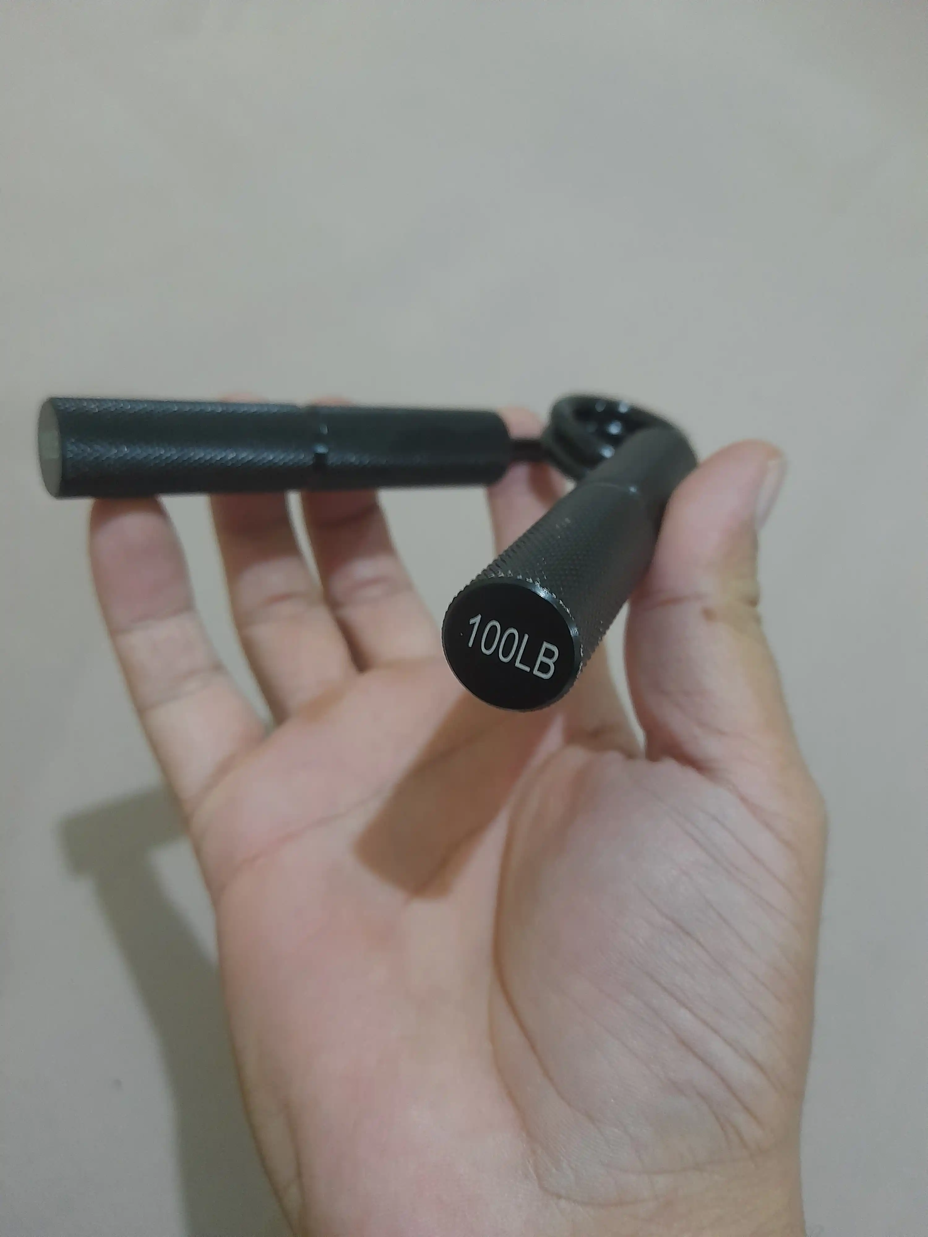 Ekspander qo'llar va barmoqlar uchun, qo'llar uchun trenajyor, yuk 22,5-158,7 kg