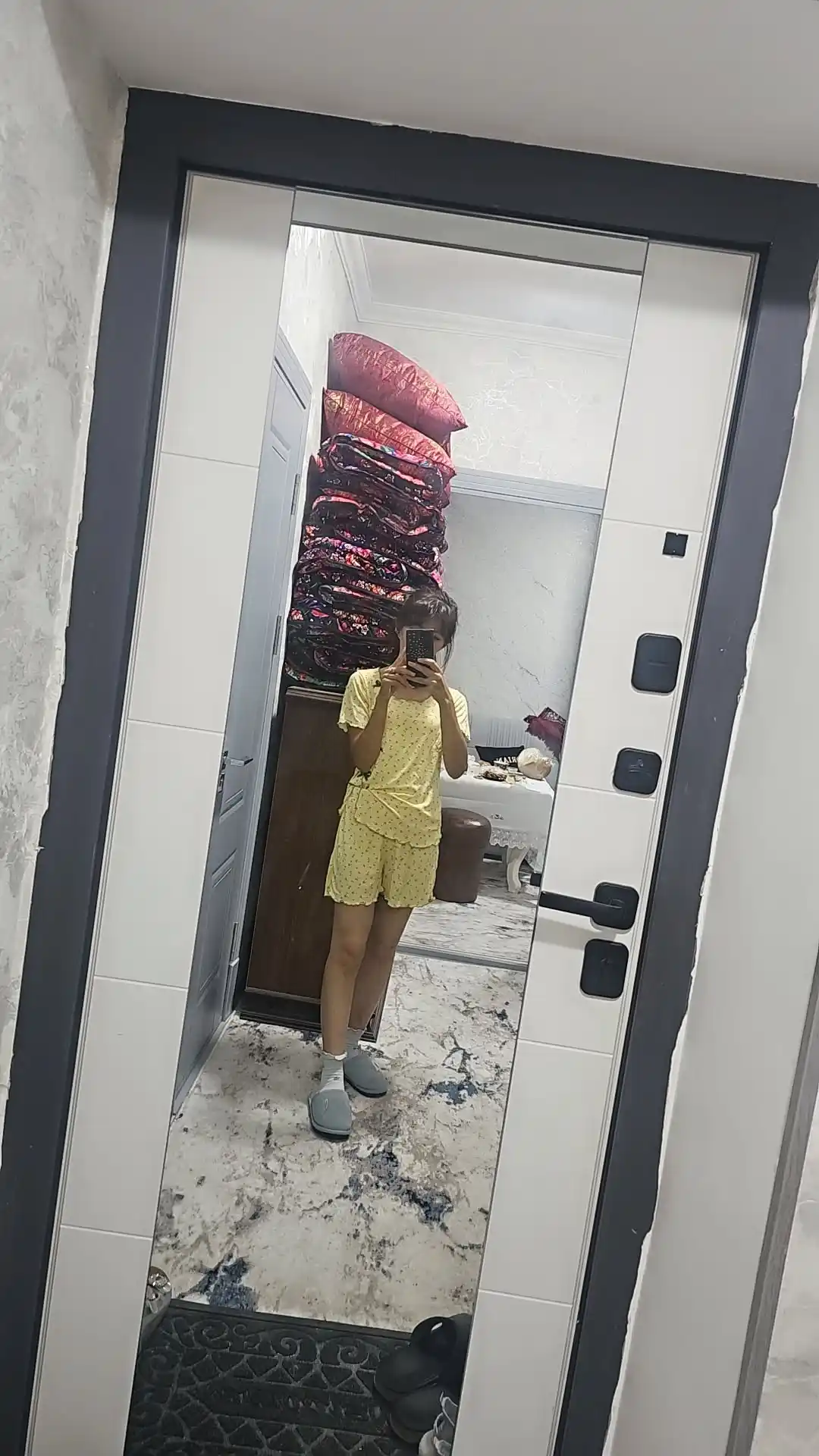 Ayollar uchun shortikli pijama, futbolka va shorti, 2 qismli viskozali uy kiyimi to‘plami