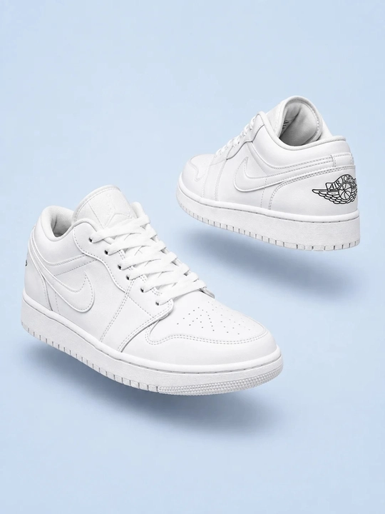 Kundalik krossovkalar, ayollar va erkaklar uchun krossovkalar NIKE JORDAN - 