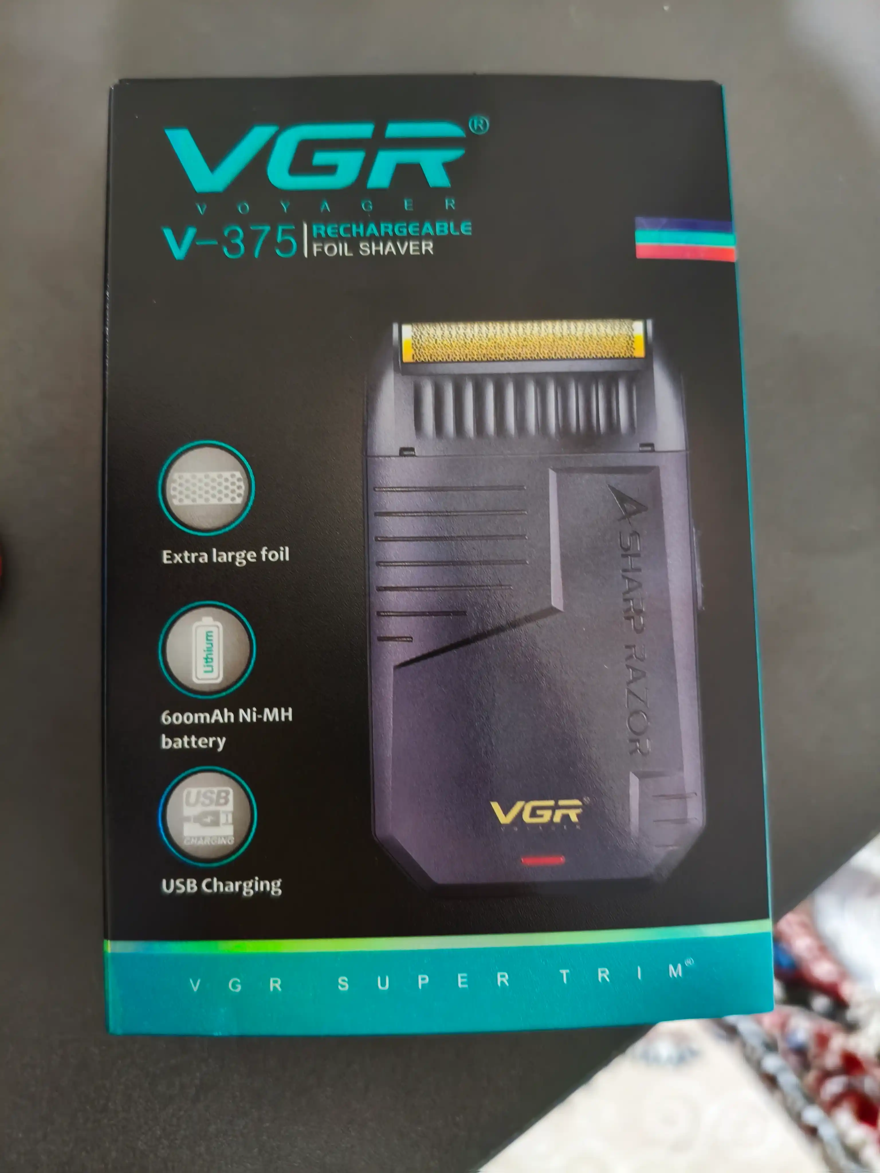 VGR V-375 VGR trimmeri, yashil, to‘rsimon, suv o‘tkazmaydigan, akkumulyatordan quvvat oladi